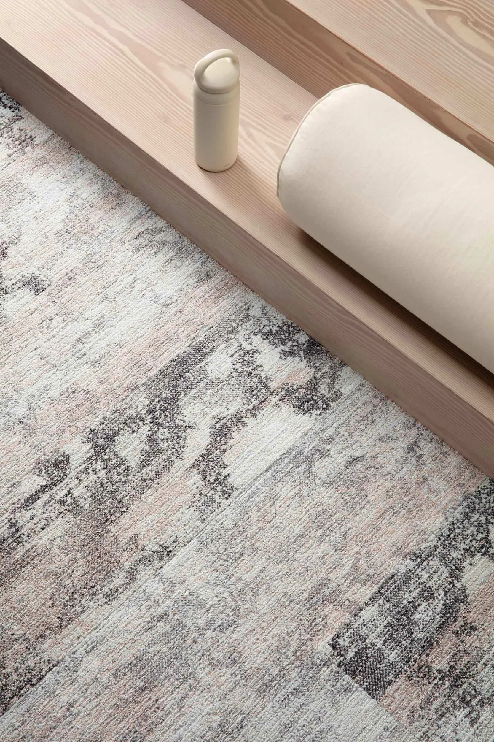 Enlace / Entangle Frost / Rose Wash