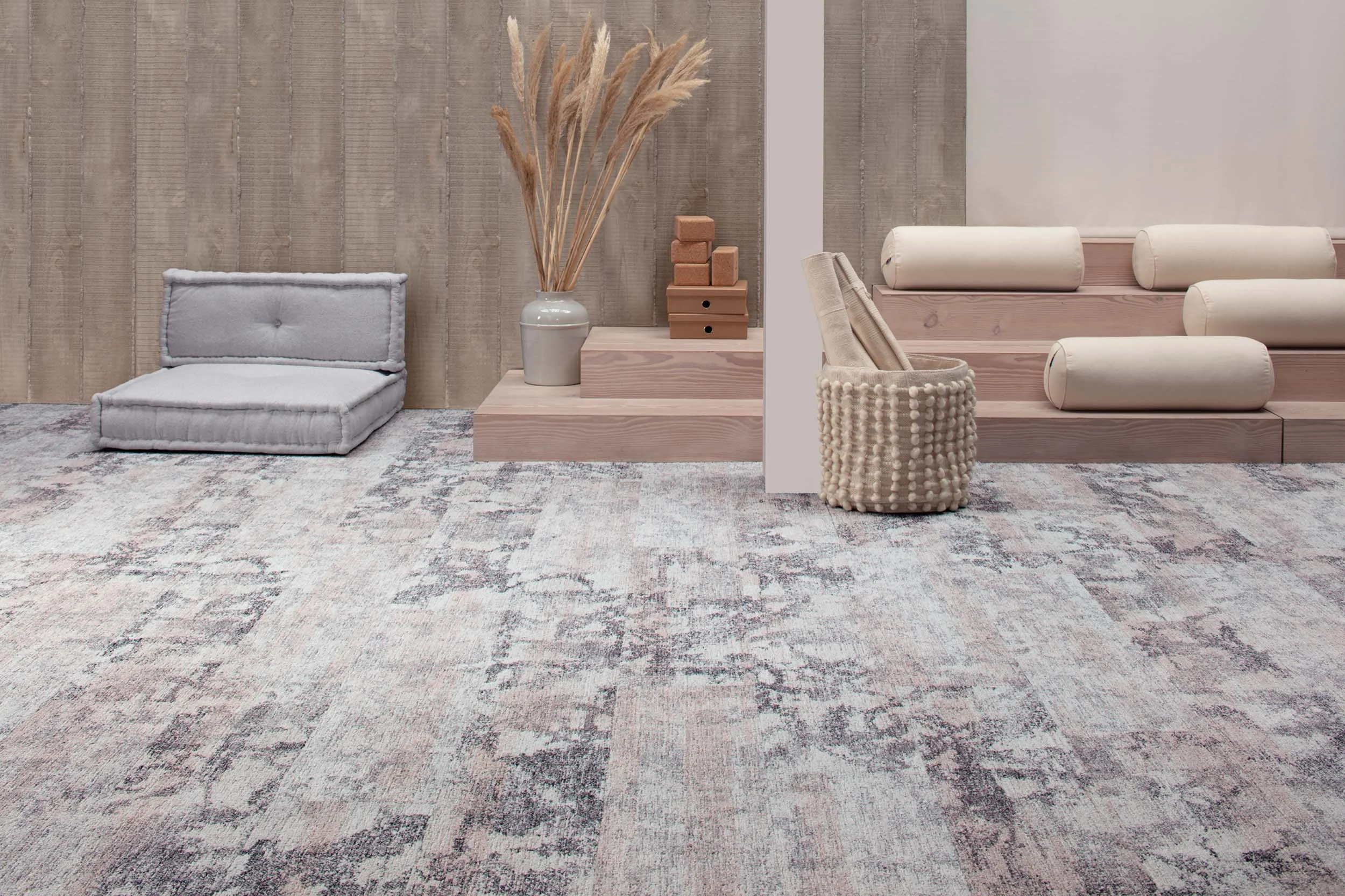 Enlace / Entangle Frost / Rose Wash