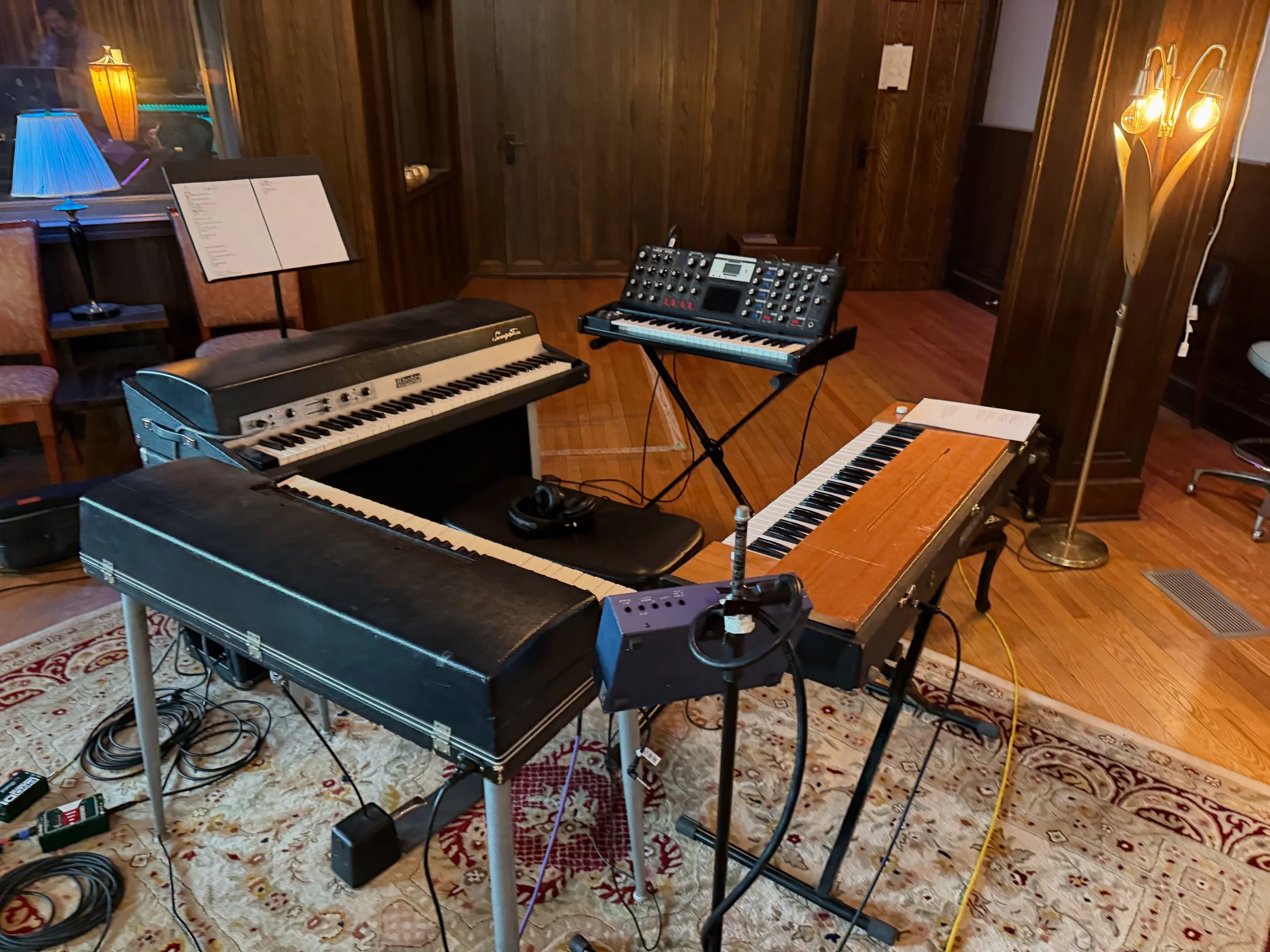 Echo Mountain Keyboard Circle.JPG