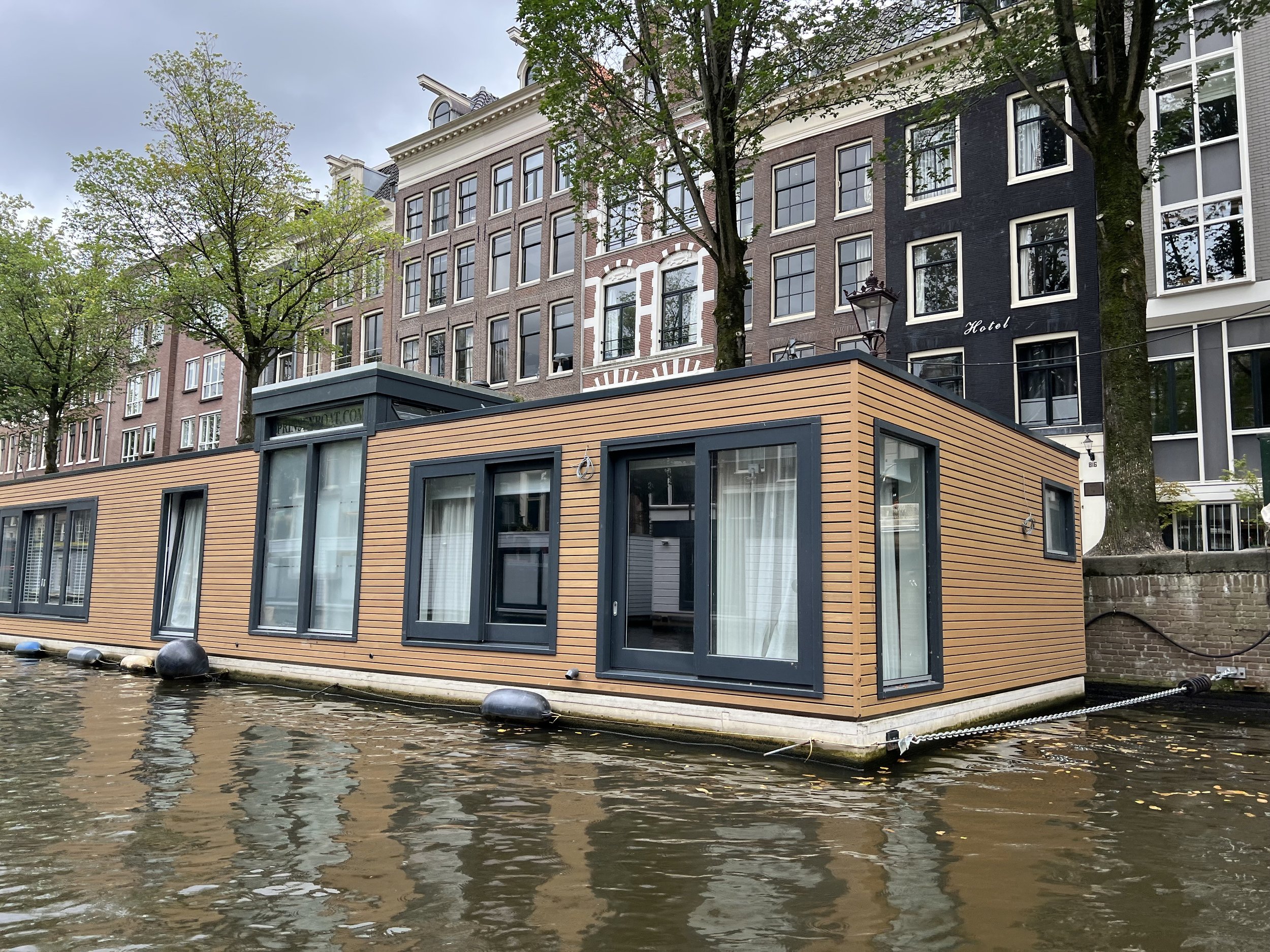 Amsterdam Houseboat 6.jpeg