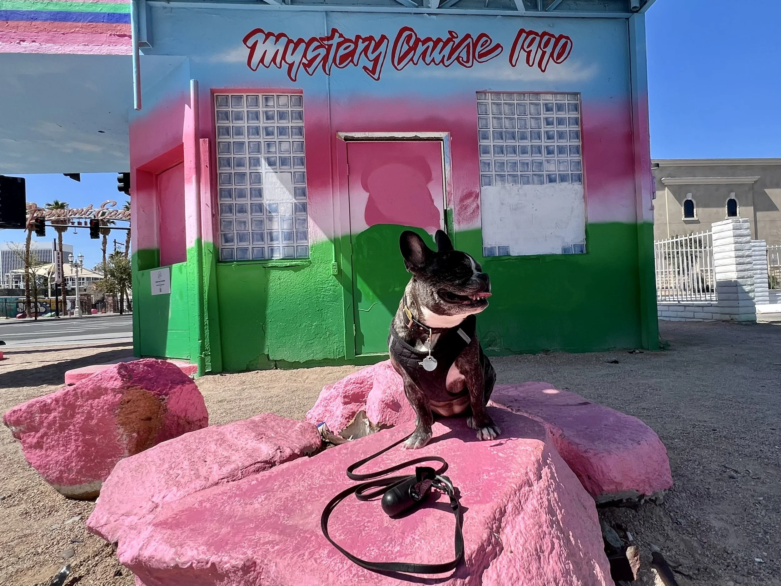 The Best Las Vegas Murals and Las Vegas Street Art — Sick Girl Travels