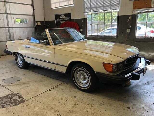Top down, polished, coated and ready to cruise! #mercedes #sl #oldglorydetailing #hashtag