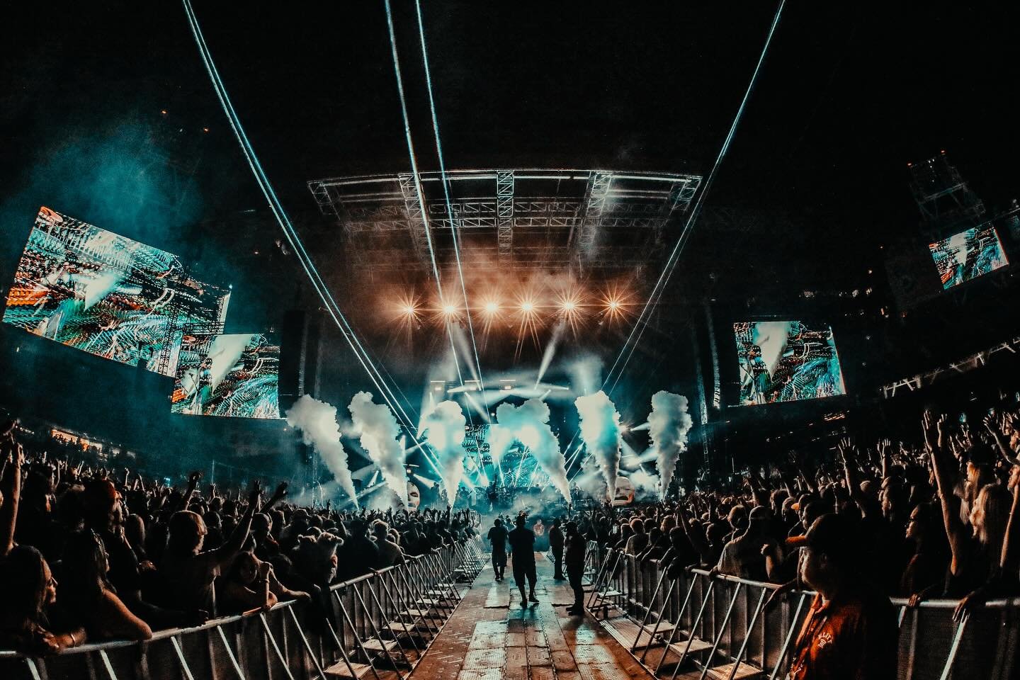 San Diego December 31, 2023 Petco Park — Slightly Stoopid