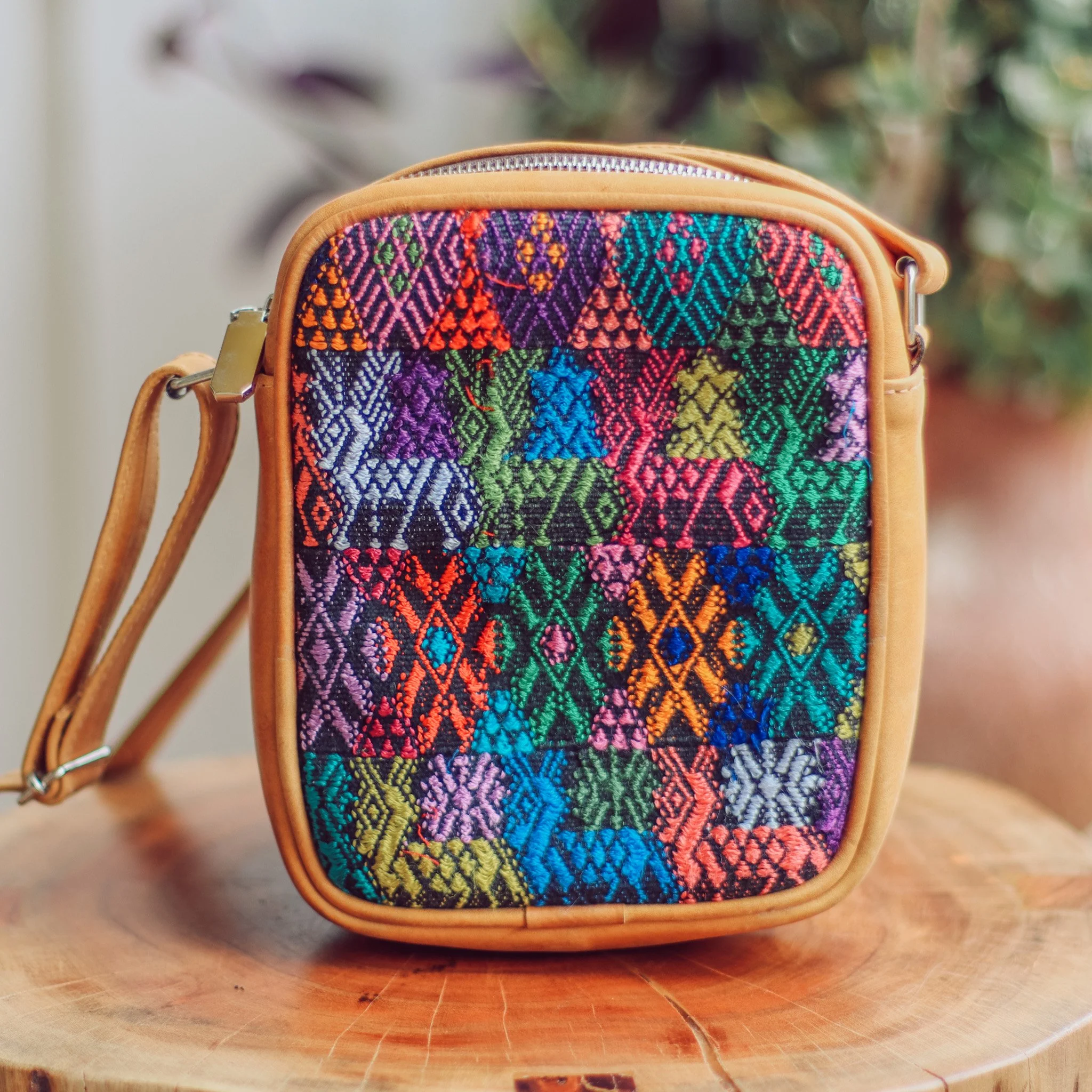 Colel Crossbody - No. 109