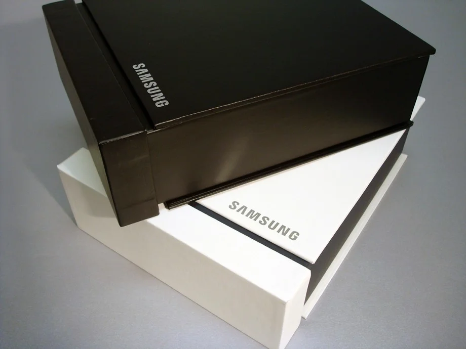 SG_2014_Samsung_Packaging_4__0__148_resized.jpg