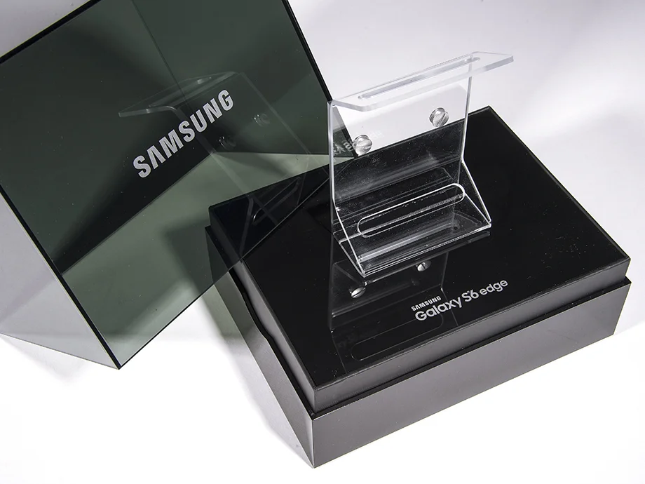 SAMSUNG_BOX2_resized.jpg