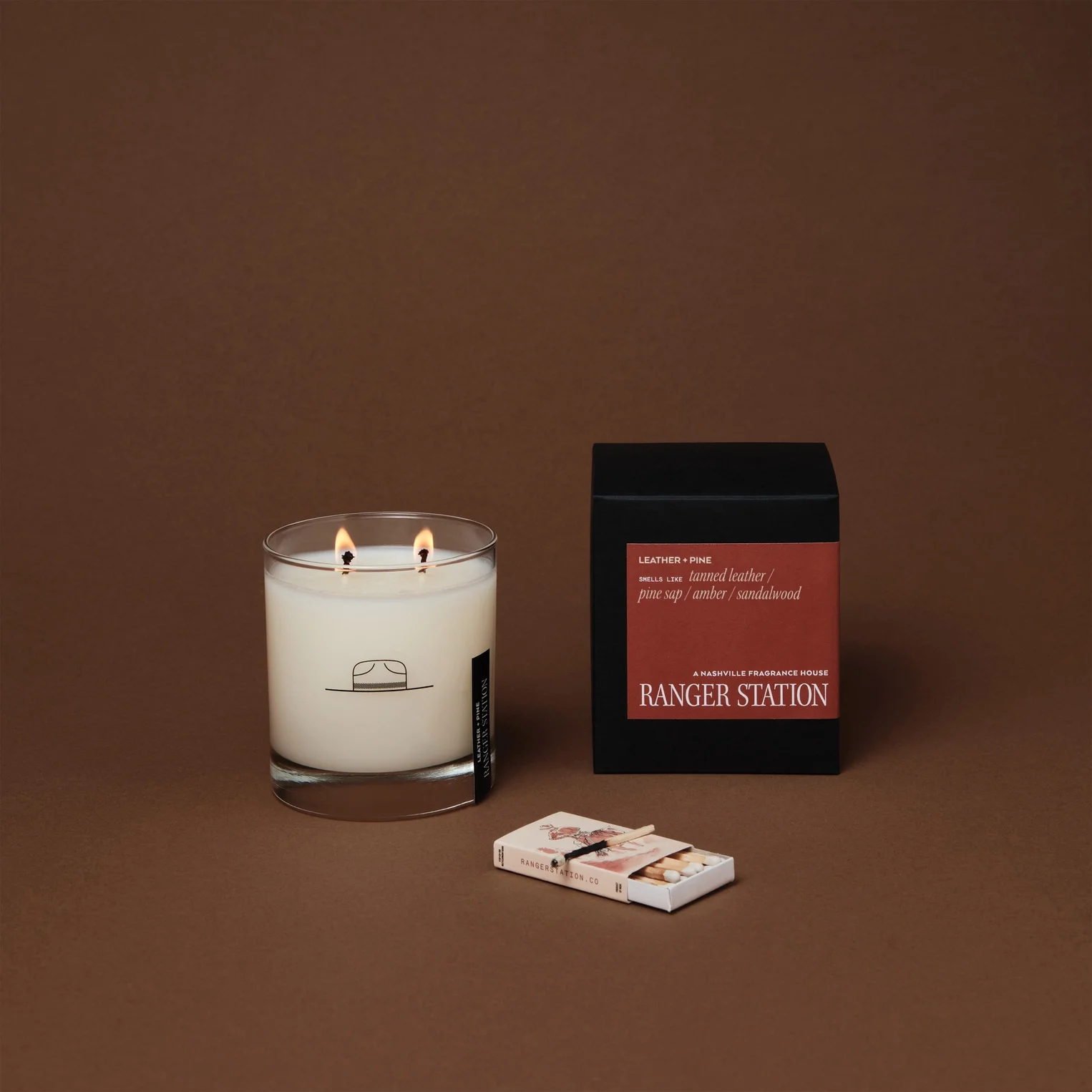 leather pine candle 2.webp