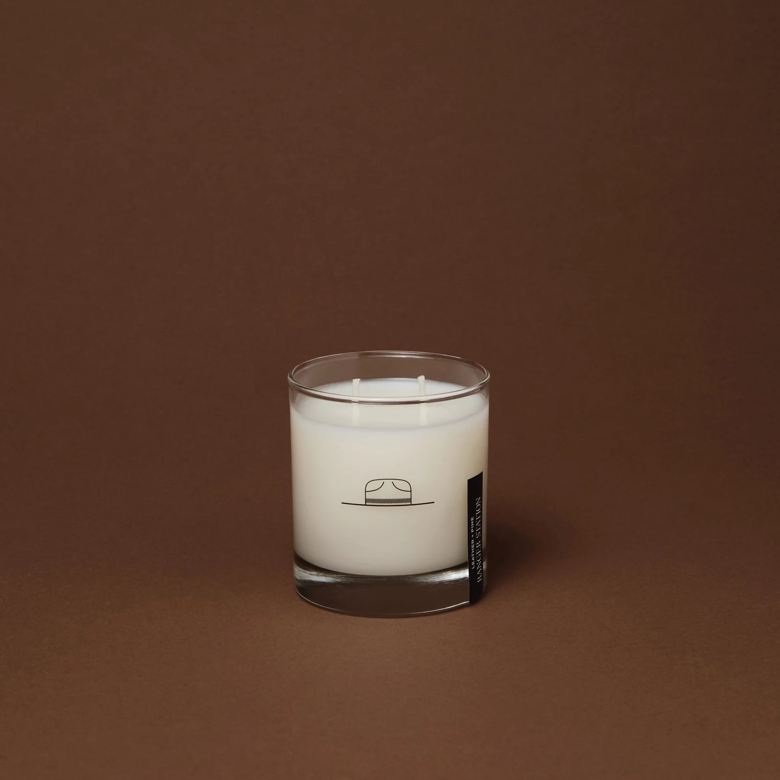 leather pine candle.webp