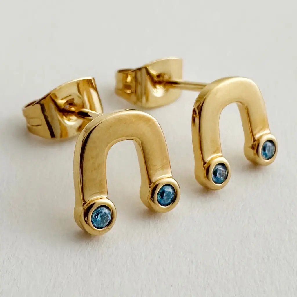 The cutest HoneyCat studs! And stay tuned, we have over 30 new pieces coming, rings, necklaces, cuffs and of course more earrings!!

 #jewelryinstoughton #dunejewelry #styledatdune #shoppinginstoughton #stoughtonwi #dunestyle #jewelrytrends