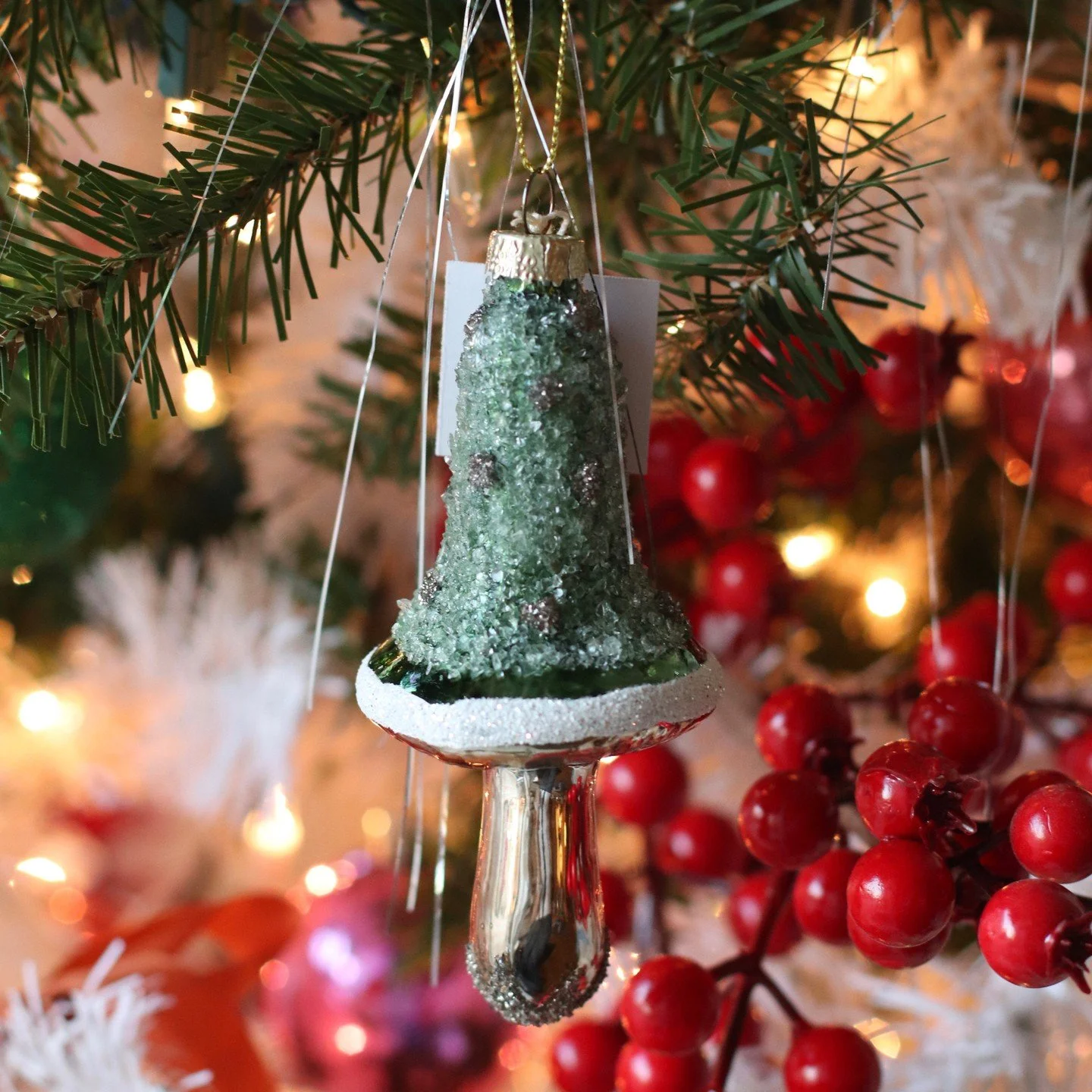 Some say it&rsquo;s too early for a tree.. but even if it&rsquo;s the case, you can collect ornaments all year round 😉

 #holidaysinstoughton #magicofstoughton #dunegiftandhome #duneholiday #holidayatdune #smallbusinessshopping #smallbusinesssaturda