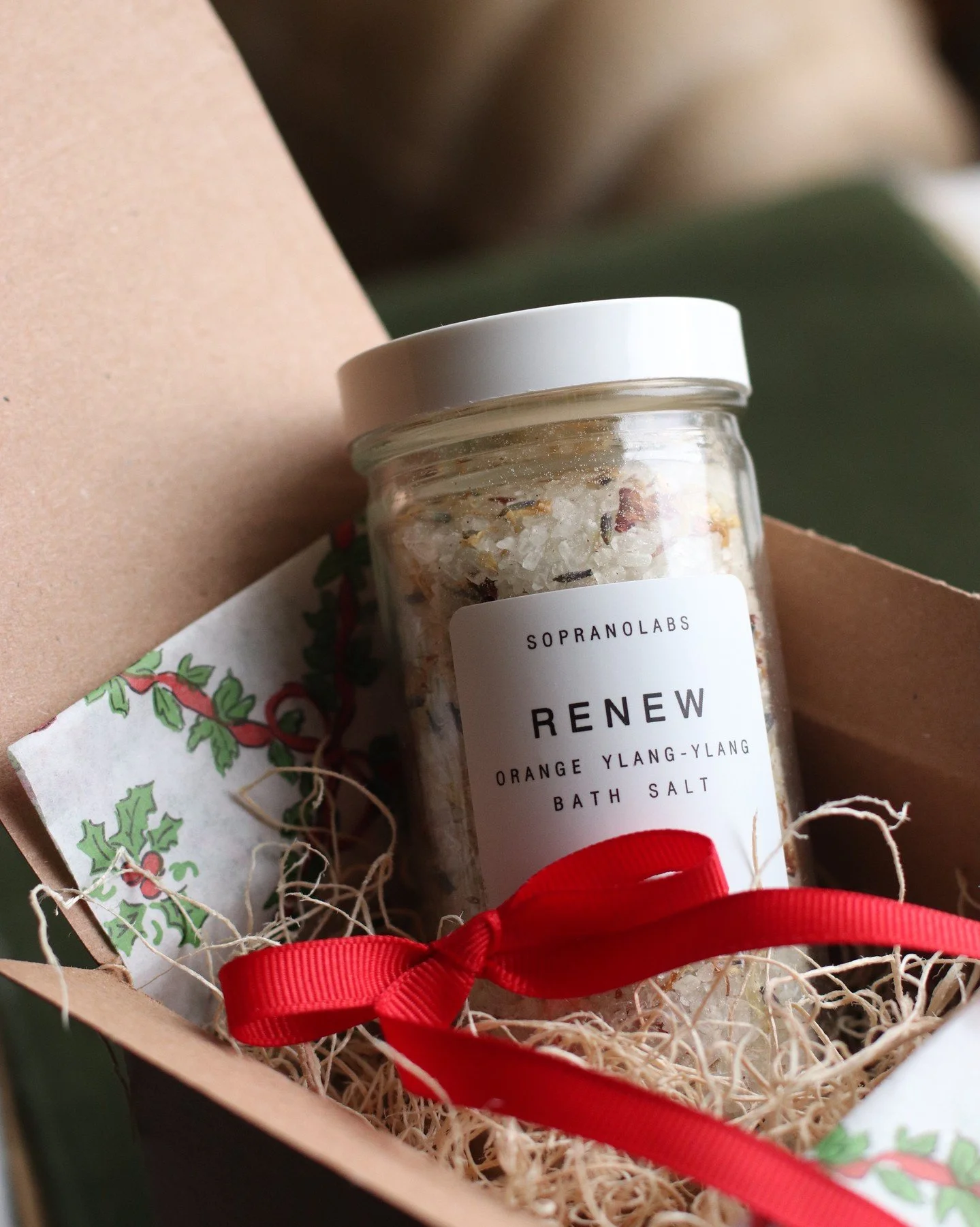 One way to relax, renew, a beautiful bath salt. 🛁 

 #holidaysinstoughton #magicofstoughton #dunegiftandhome #duneholiday #holidayatdune #smallbusinessshopping #smallbusinesssaturday #shopsmall