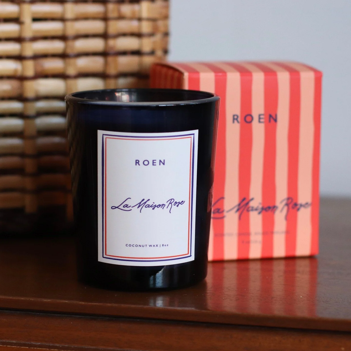 You MUST come in and smell the new line of ROEN candles that landed in the shop.. not to mention the absolute sweetest packaging! These candles are ready for gifting (or keeping! ) 
🕯️ 
#dunegiftandhome #duneinterior #momandpopshop #midwestboutique 