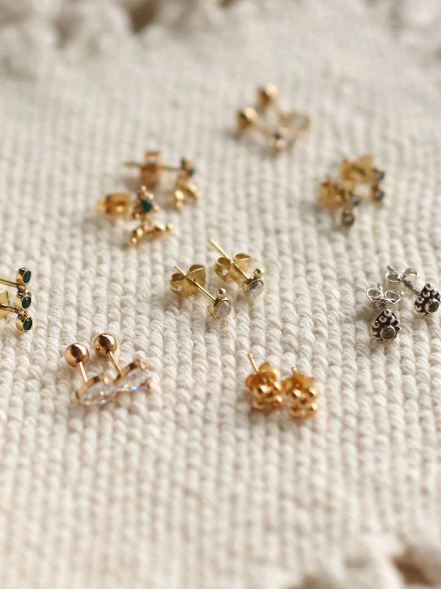 ✨Eeeeep all the tiny things! So many new dainty gemstone and solid brass studs have arrived! 

 #jewelryinstoughton #dunejewelry #styledatdune #shoppinginstoughton #stoughtonwi #dunestyle #jewelrytrends