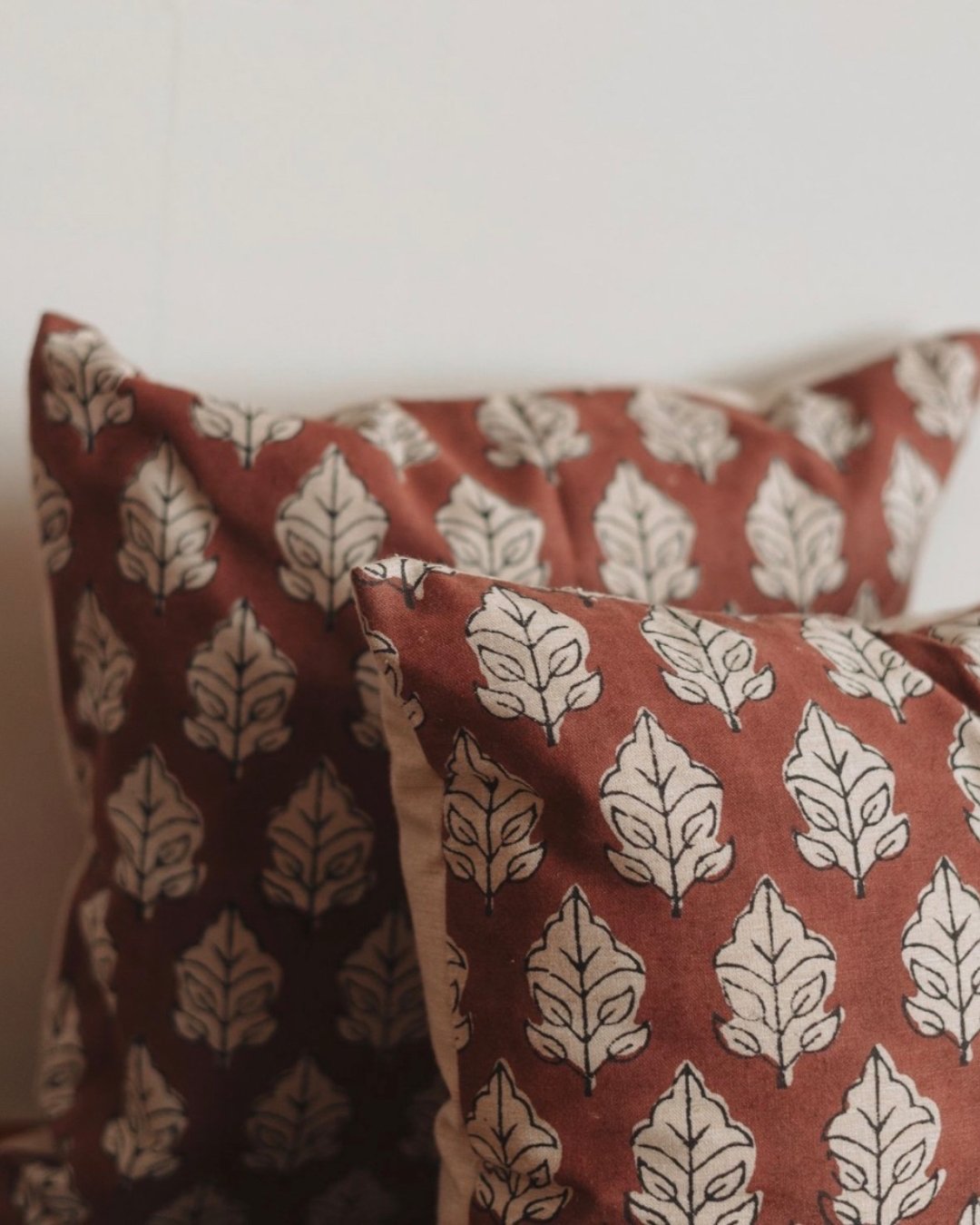 We are always a fan of something cozy and new pillows does the job very well! Have you seen all the gorgeous new block printed ones?! Shop in store or online!

 #dunegiftandhome #duneinterior #momandpopshop #midwestboutique #homedecorideas #hometrend
