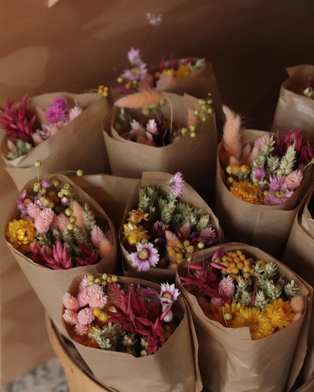 Colorful dried flower bouquets! 🌷😍

 #dunegiftandhome #duneinterior #momandpopshop #midwestboutique #homedecorideas #hometrends #homegoods #giftshop #MadisonWI #StoughtonWI #bohohome #curatedvintage #giftsforlovedones #homedecor #cleanbeauty #curat