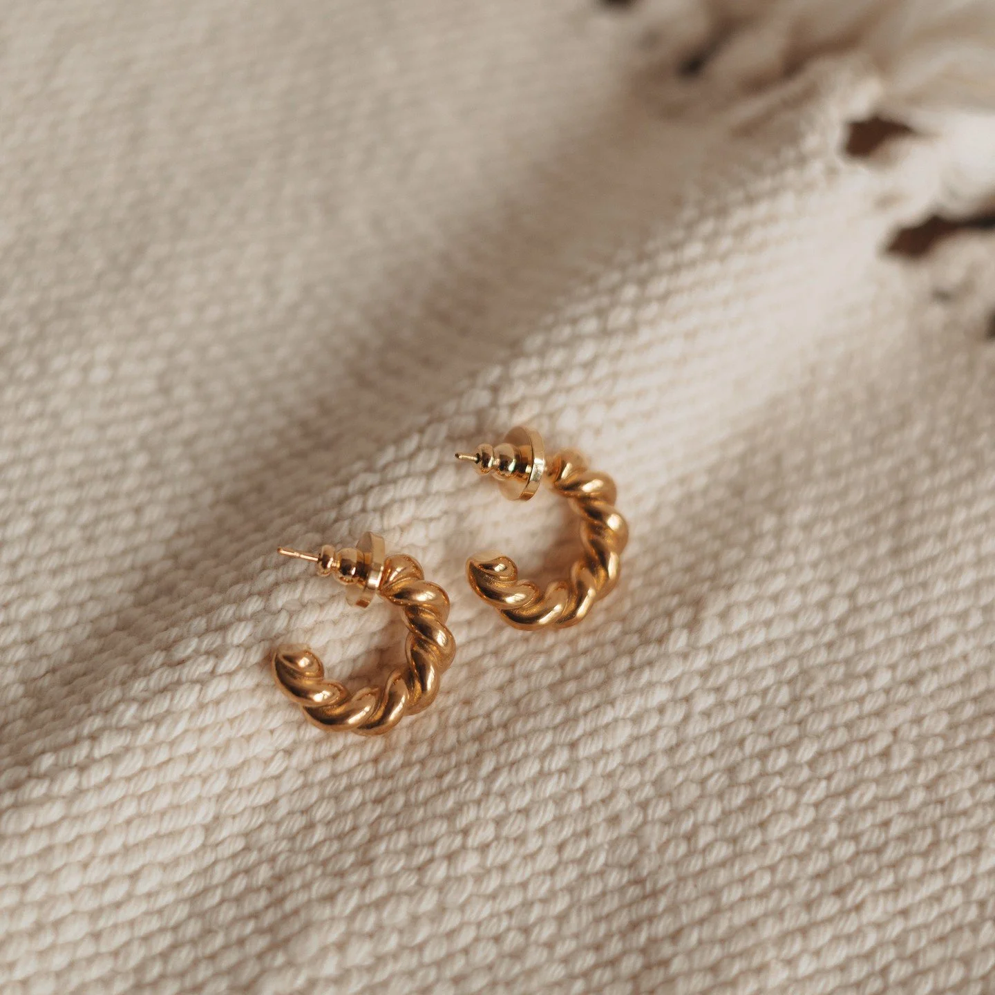 Jewelry&hellip; need we say more? ✨

 #jewelryinstoughton #dunejewelry #styledatdune #shoppinginstoughton #stoughtonwi #dunestyle #jewelrytrends #goldearrings #goldhoops #twistedhoops #chunkyjewelry #cutejewelry #giftsforyou