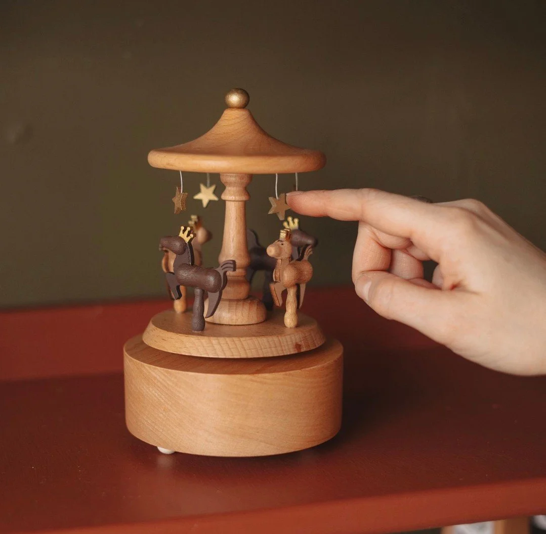 Baby shower coming up? The sweetest heirloom music box is one gift that won&rsquo;t be forgotten. 🍼👶

 #kidaccessories #shopsmallkids #kidsfashion #kidswear #babyaccessories #babyshop #babyfashion