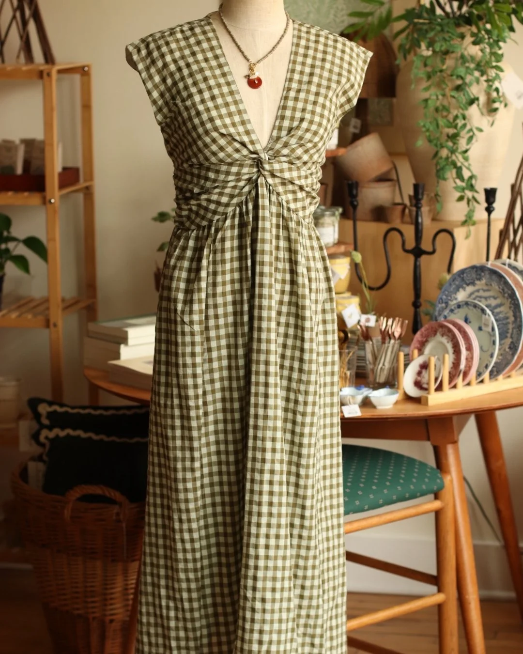 Last one left- yall loved this one! 🫶

 #dunegiftandhome #stoughtonshopping #duneclothing #stoughtonwi #curatedstyle #versatileclothing #dunestyling #boutique #smallboutique #smallshop #momandpop #summerdress #curatedclothing #midwestshop #stoughton