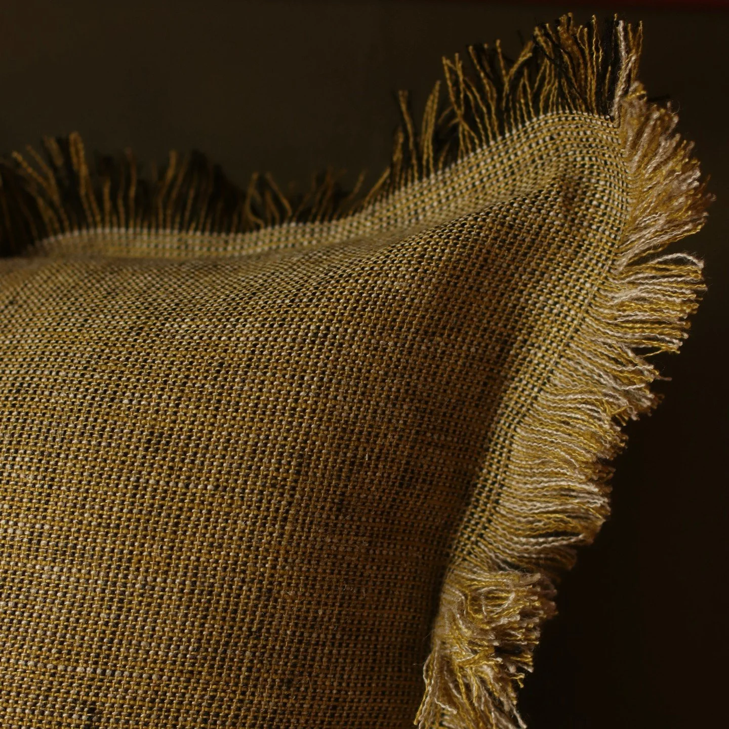 Get cozy with some new toss pillows! 

#dunegiftandhome