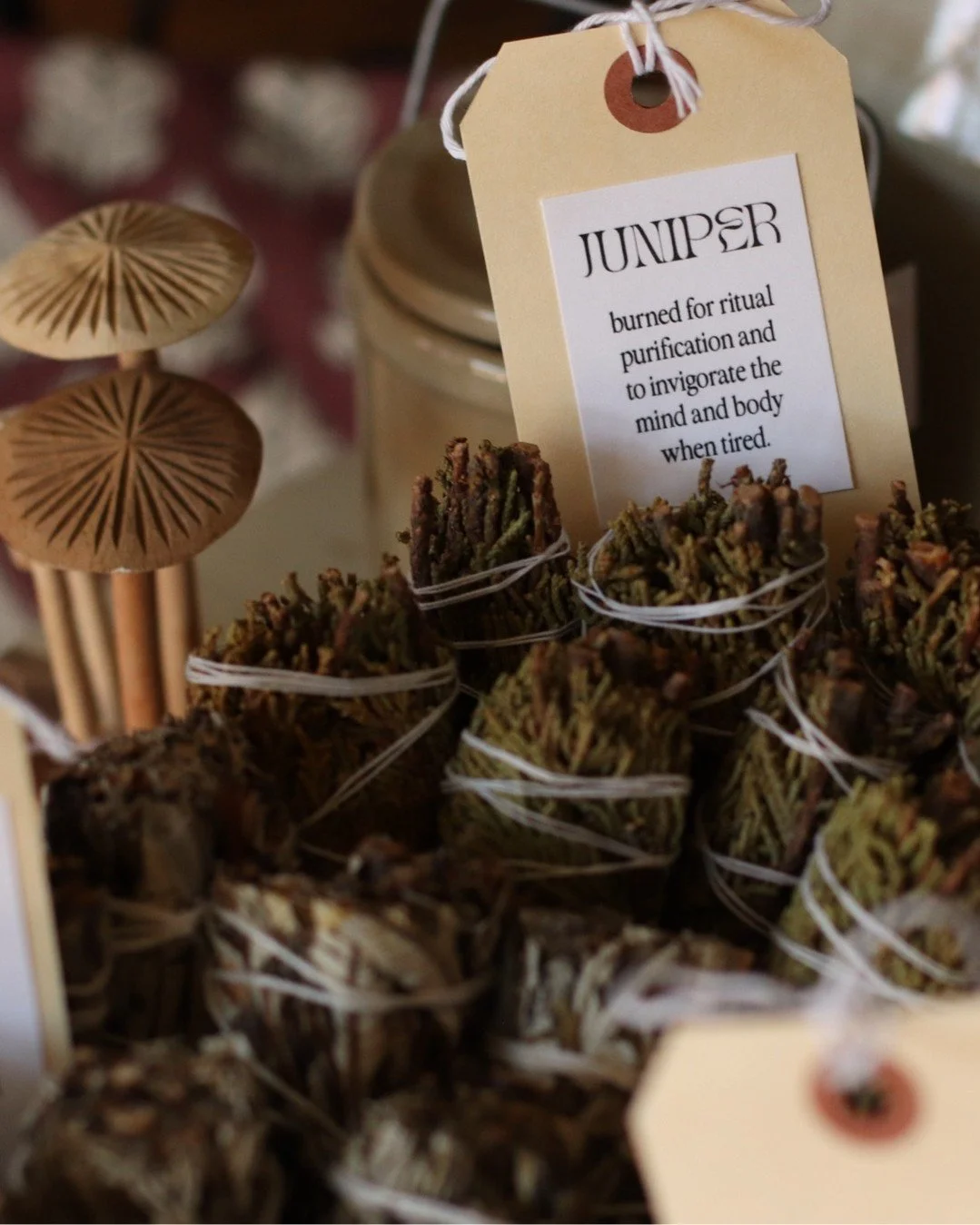 Herb wands and uses- Slide to see the herbal wands available in the shop. 
More on Cleansing with Plants 👇
1- Antimicrobial PropertiesReleasing volatile oils: 🔥Burning plant materials releases chemical compounds and antimicrobial agents into the ai