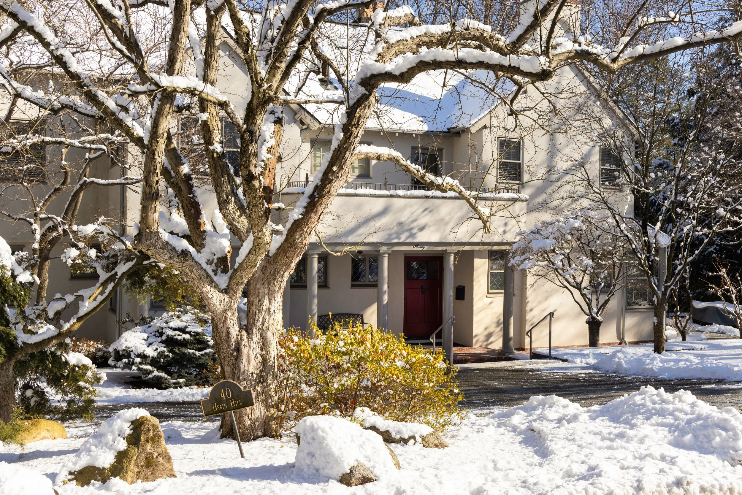 40 Heath Hill Rd_1.jpg