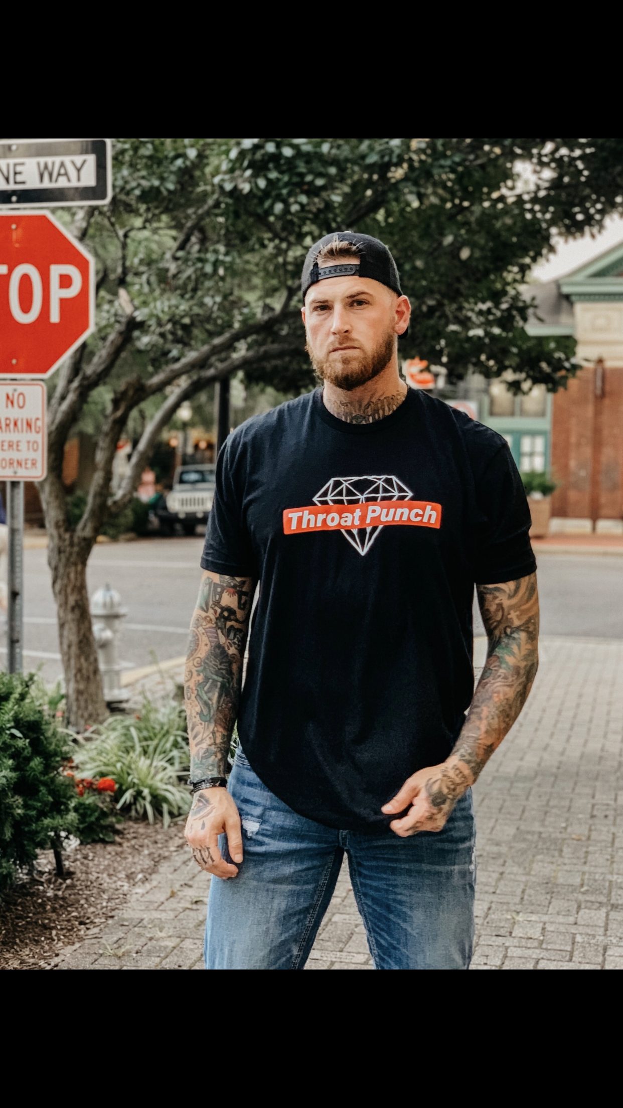 C2695872-1890-4E82-A2B5-265E342C7332