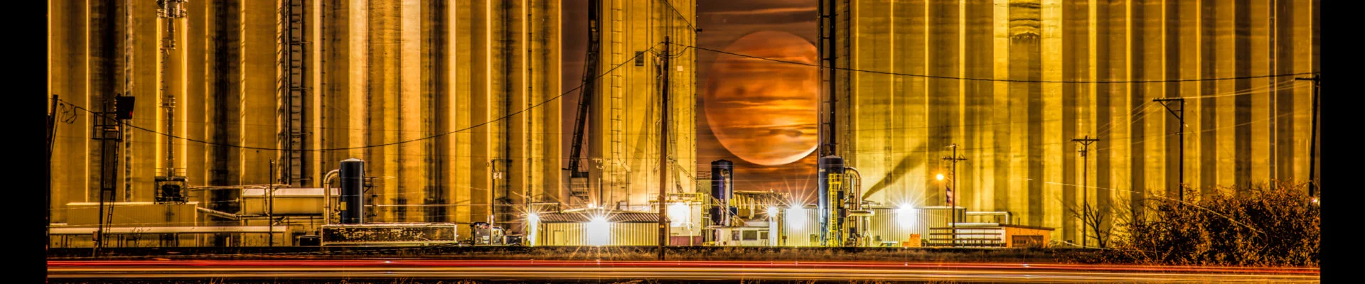 cropped-Blood-Moon-Rising.jpg