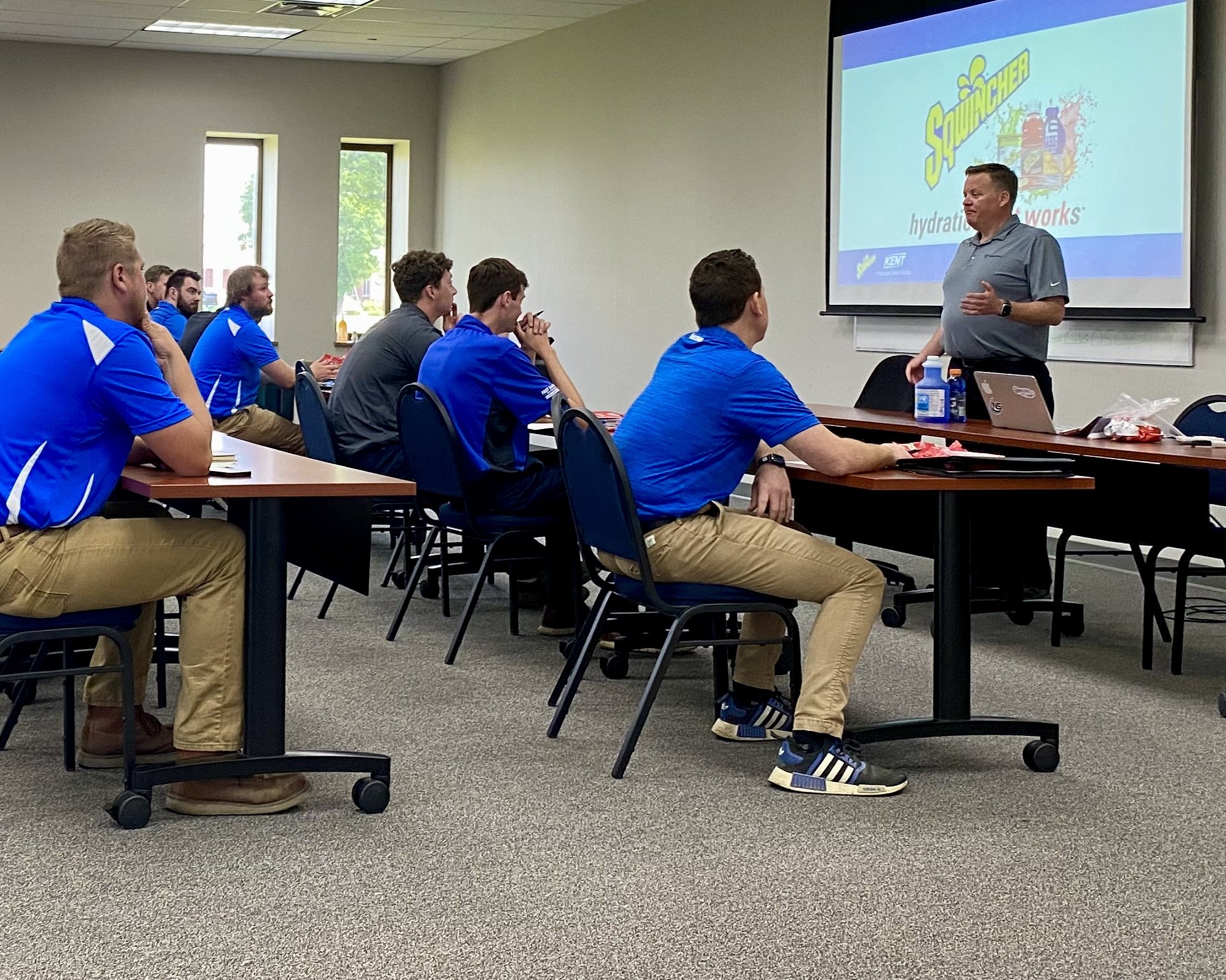 Ryan Griffin training Fastenal branches on Sqwincher (June 2022)