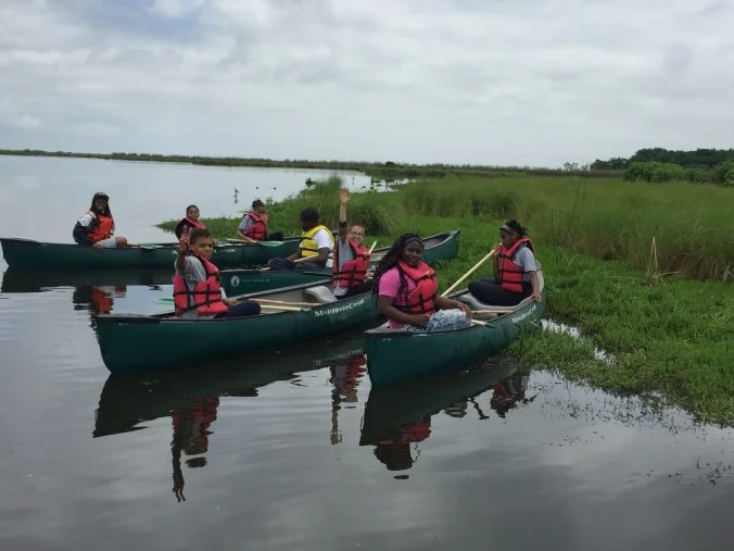 Students learn to canoe