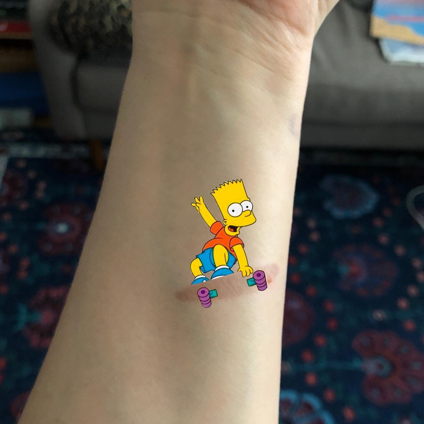 Burned my arm getting a frozen burrito out of the oven so I turned it into this cool new tattoo.