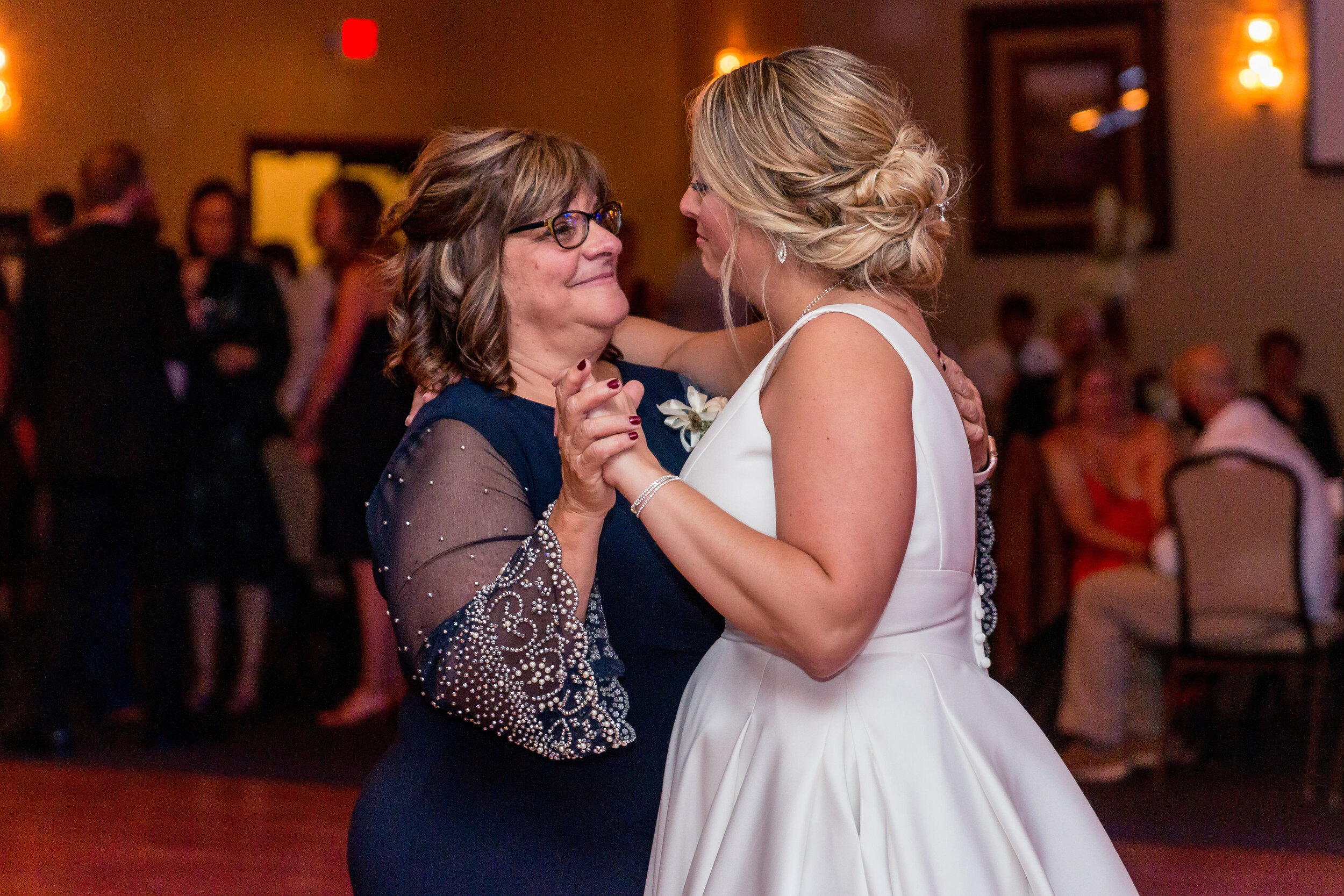 moody maroon bridesmaid navy classic natural wedding wisconsin