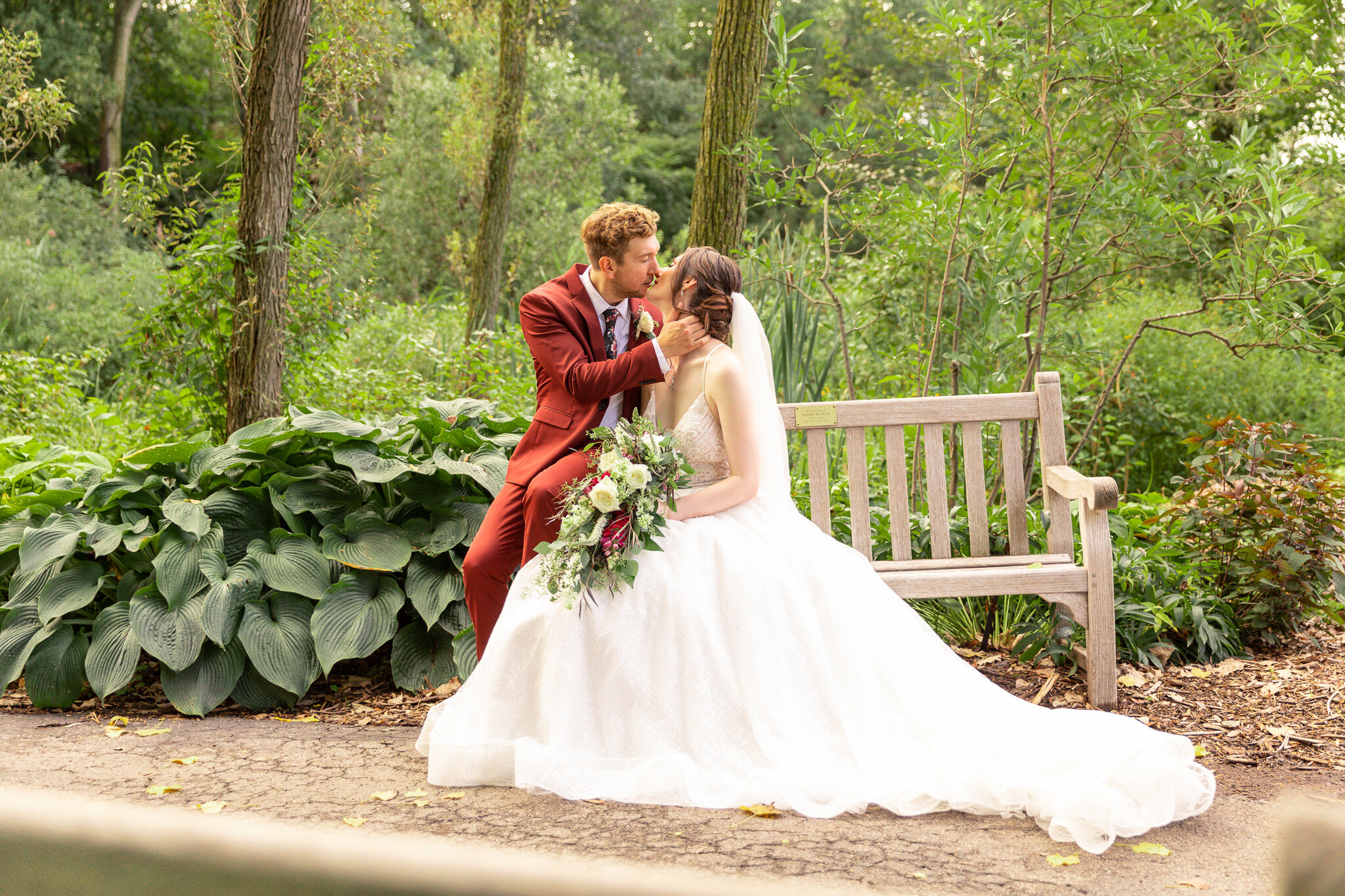 Colorful summer wedding in green bay wisconsin green bay botanical garden