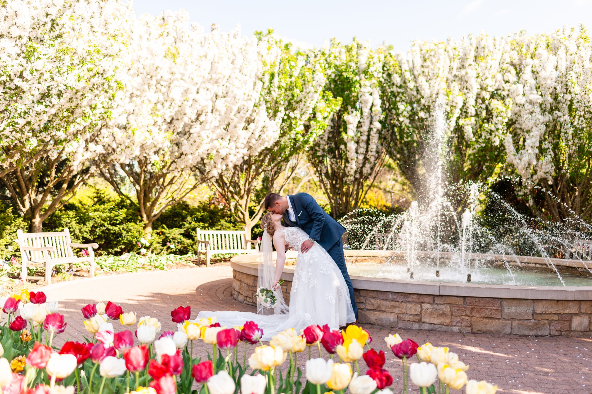 Having a Spring time wedding at Green Bay Botanical Gardens