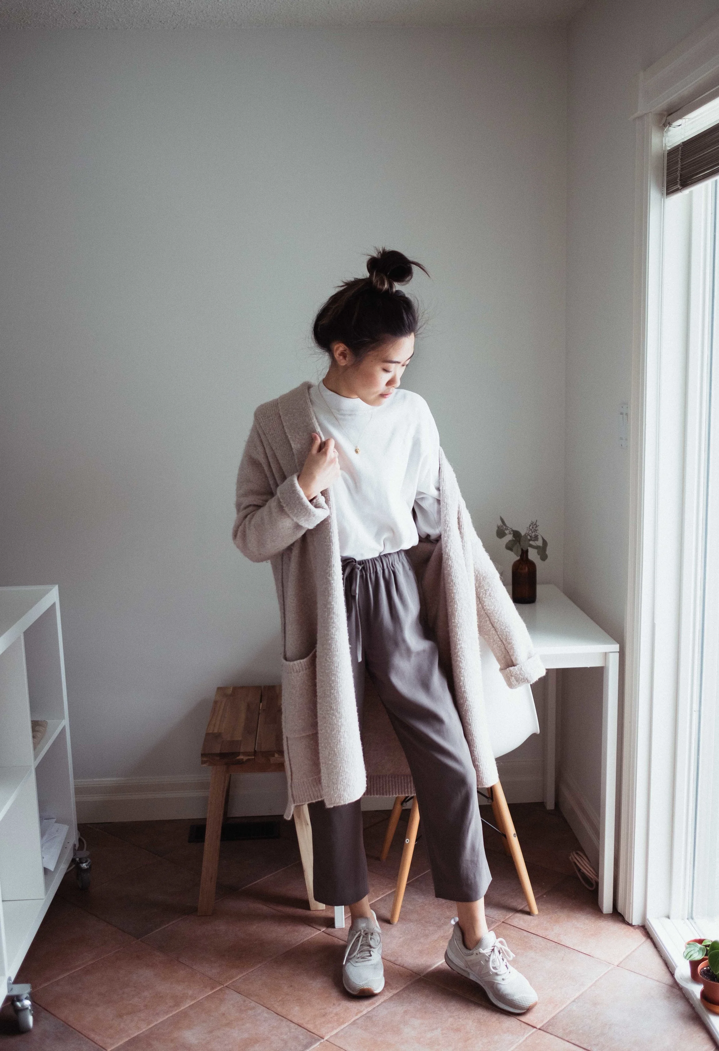 Top: H&M | Cardigan: Max Studio | Pants: Aritzia Shoes: New Balance | Necklace: Mejuri