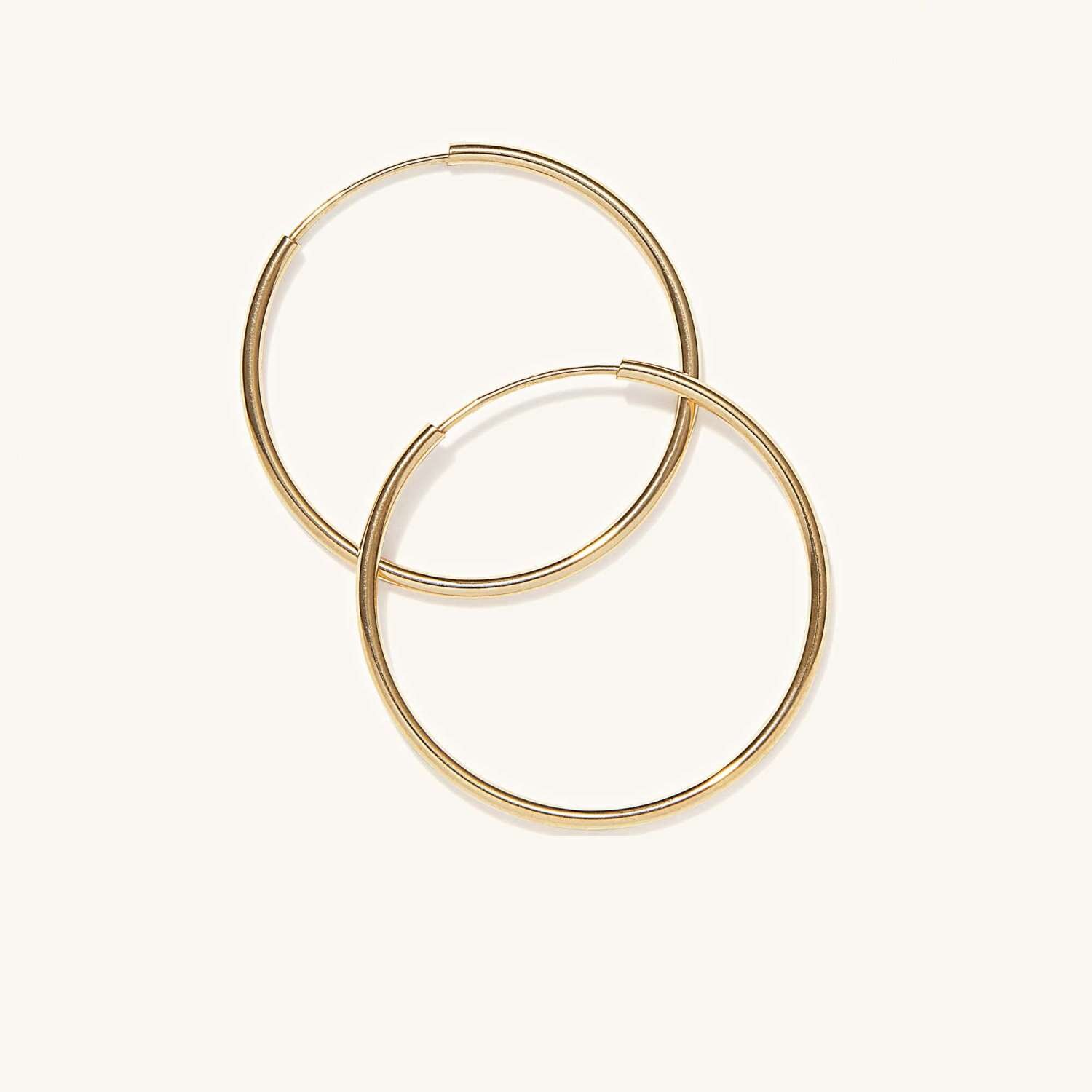 LargeHoops_earrings_yg_hero_.jpeg