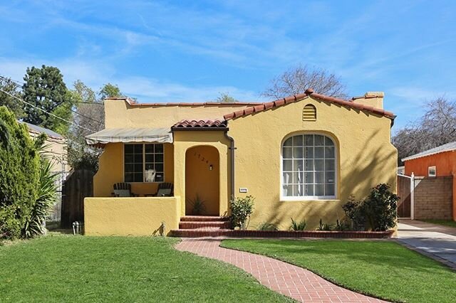 We are so grateful to have helped our sellers to close this escrow on this wonderful Spanish bungalow gem in Pasadena 🙌🏼☺️🎉🎉