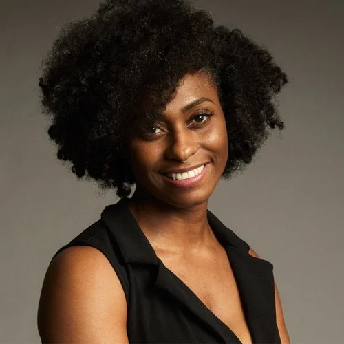 Tracy Thompson headshot