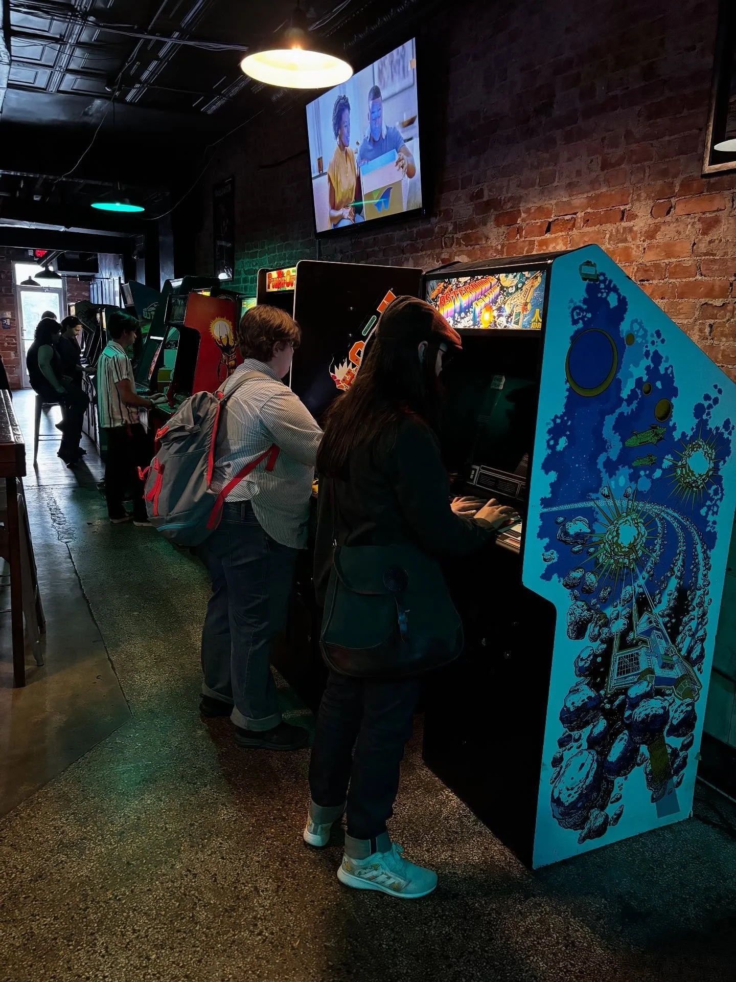 Jacob’s Porch takes over @oldnortharcade and @hounddogs_pizza