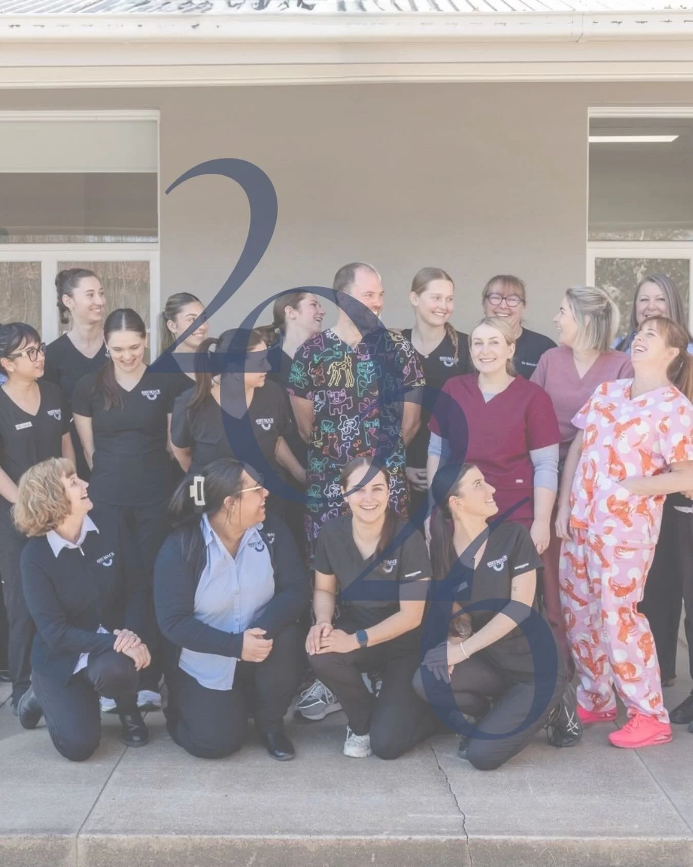 New year, fresh smiles ✨ We&rsquo;re back in clinic and ready to look after your smile in 2026. We can&rsquo;t wait to see you ✨ Book online or give us a call on (02)69212333 to book your next appointment with one of our amazing clinicians ✨ #shumack