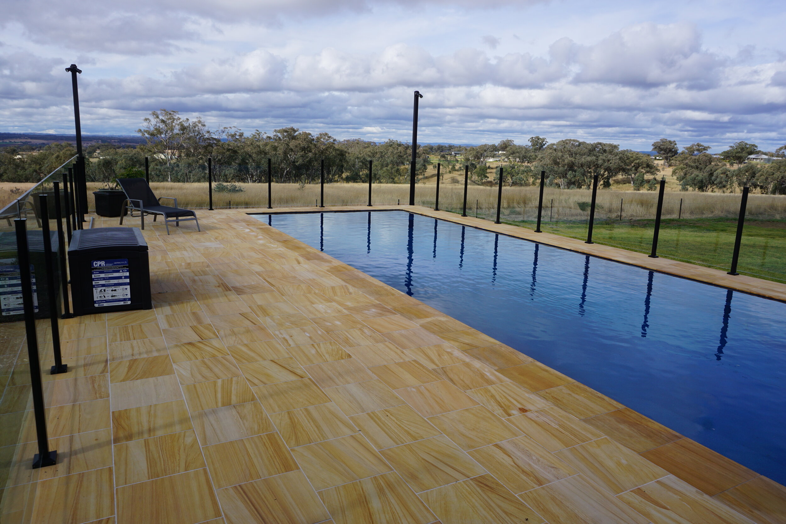 Pool E.JPG