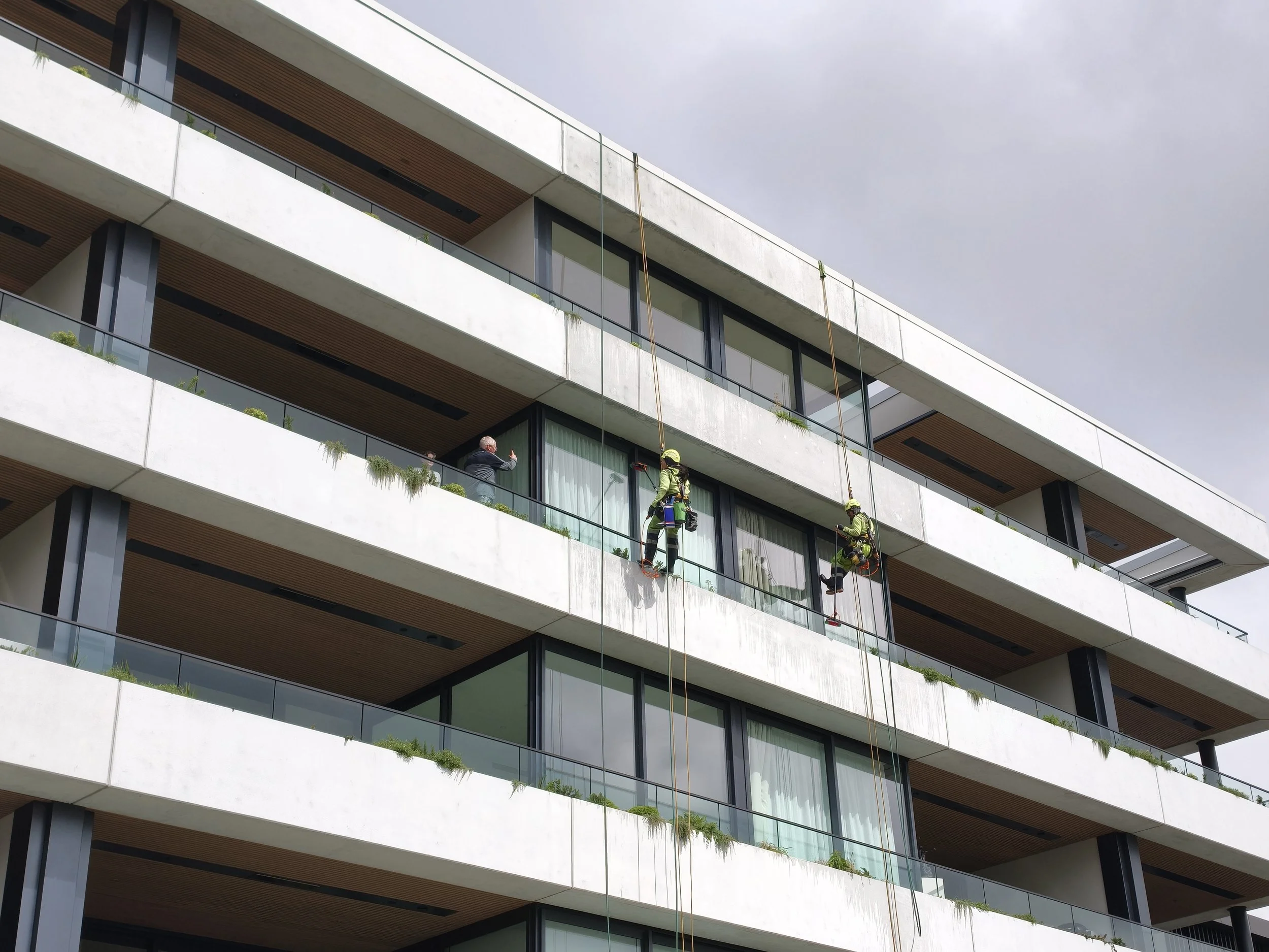 New-Build Rope Access Cleaning Auckland
