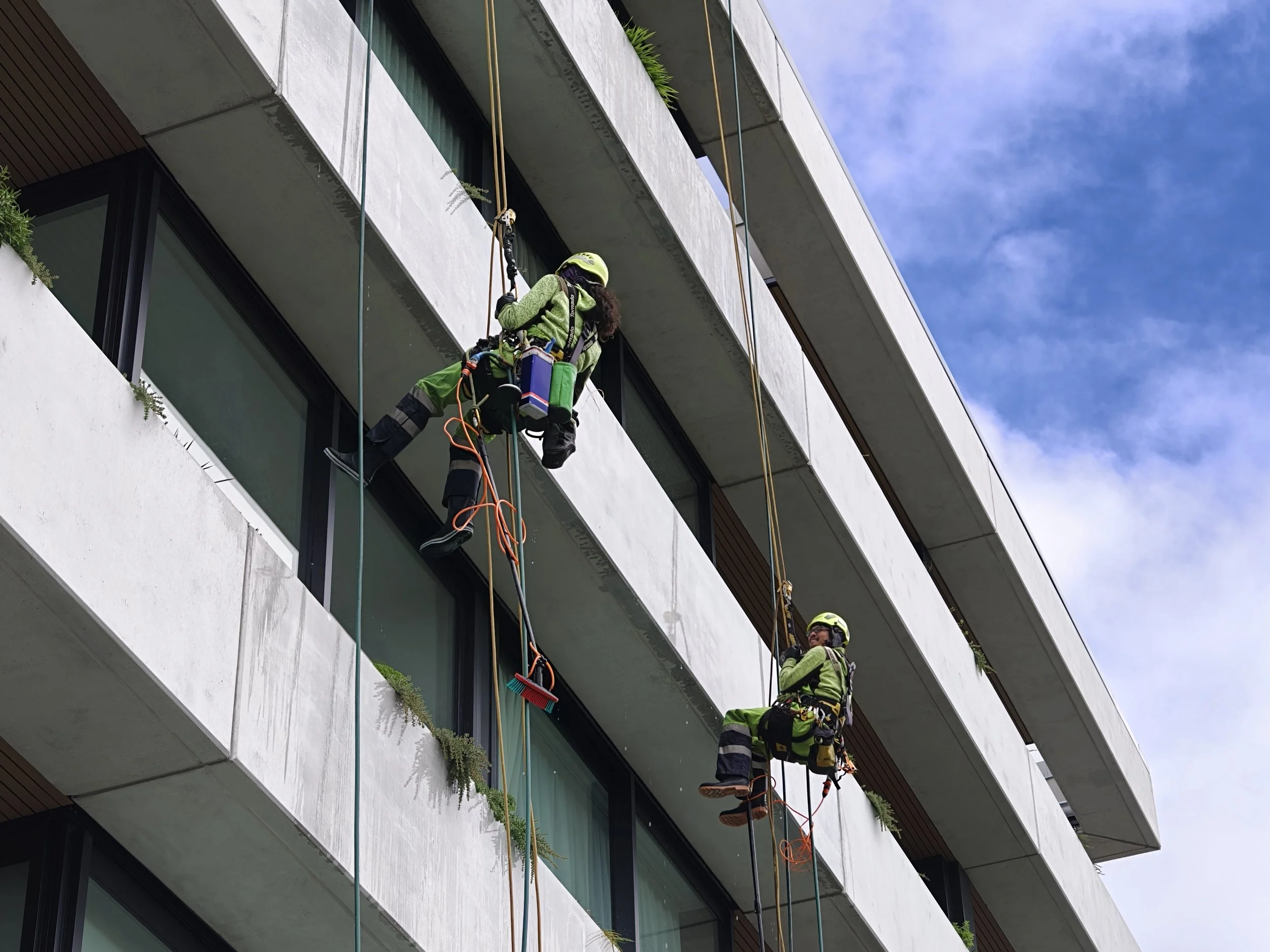 New-Build Rope Access Cleaning Auckland