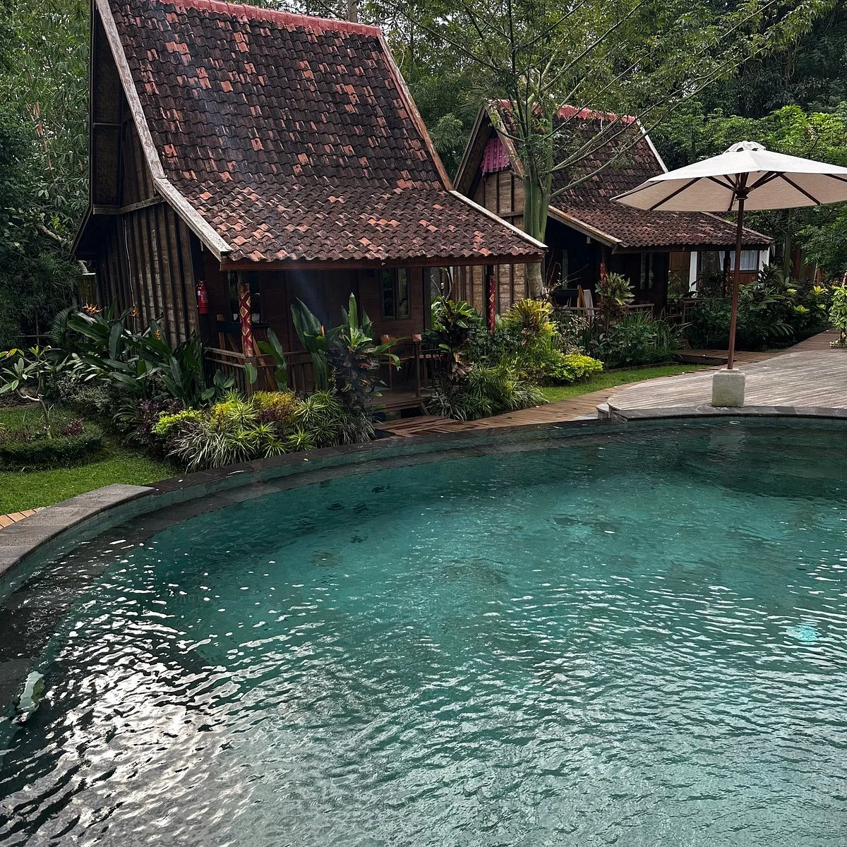 Kayu Mama Pool.jpg