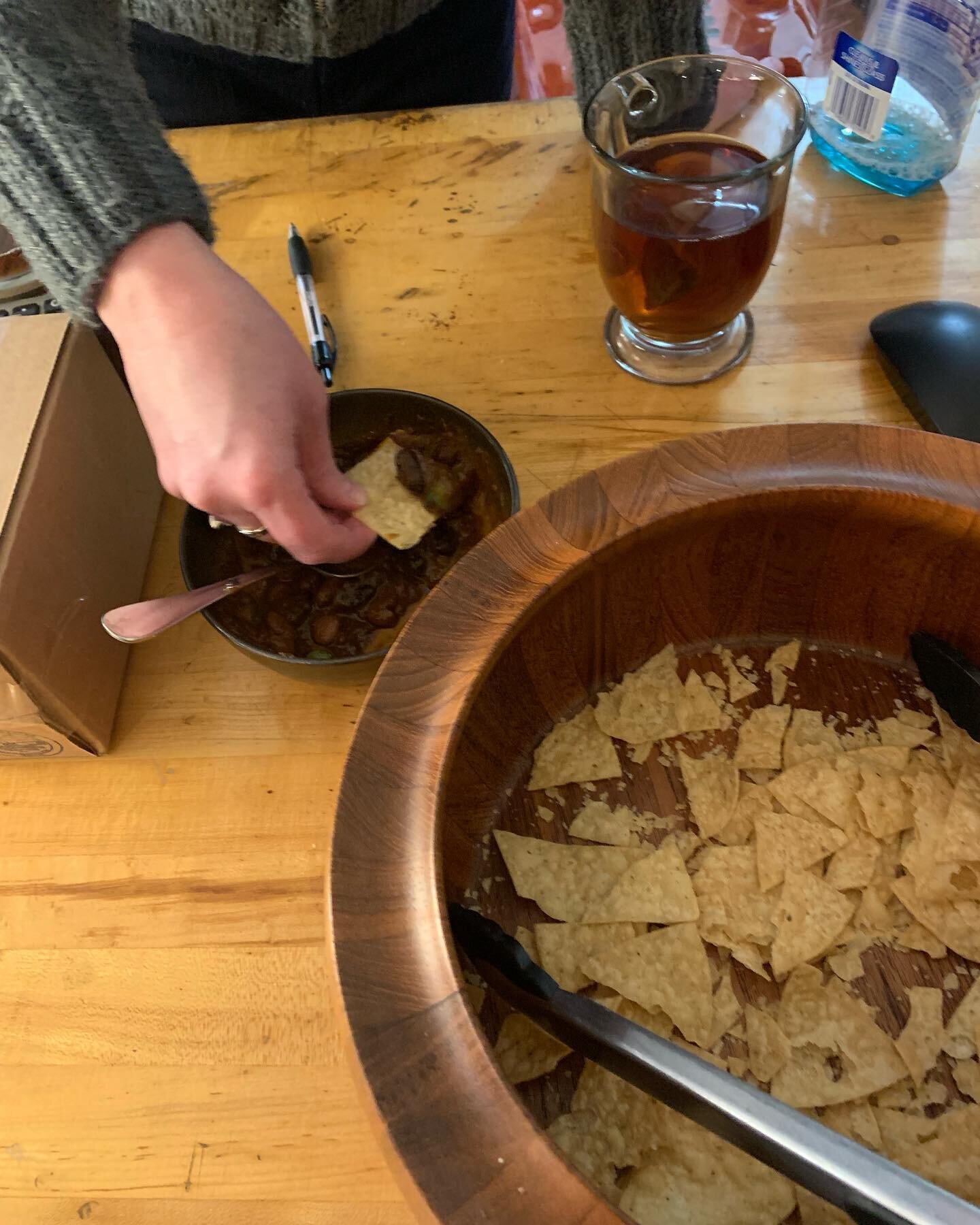 And the last bowl is for us! Thanks to everyone who came out today, chili is gone but we&rsquo;re here till 6 o&rsquo;clock. #smallbusinesssaturday #genevany #morganlaurent #flx