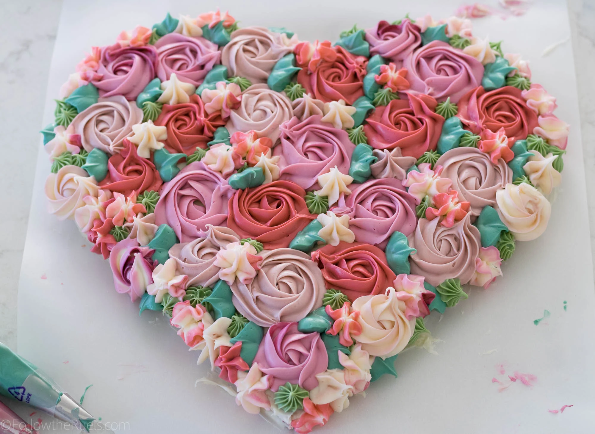 Flower-Heart-Cake-7.jpg