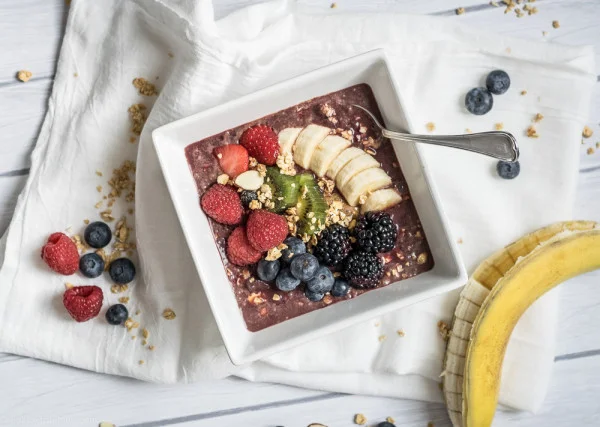 Acai-Bowl-18-600x427.jpg