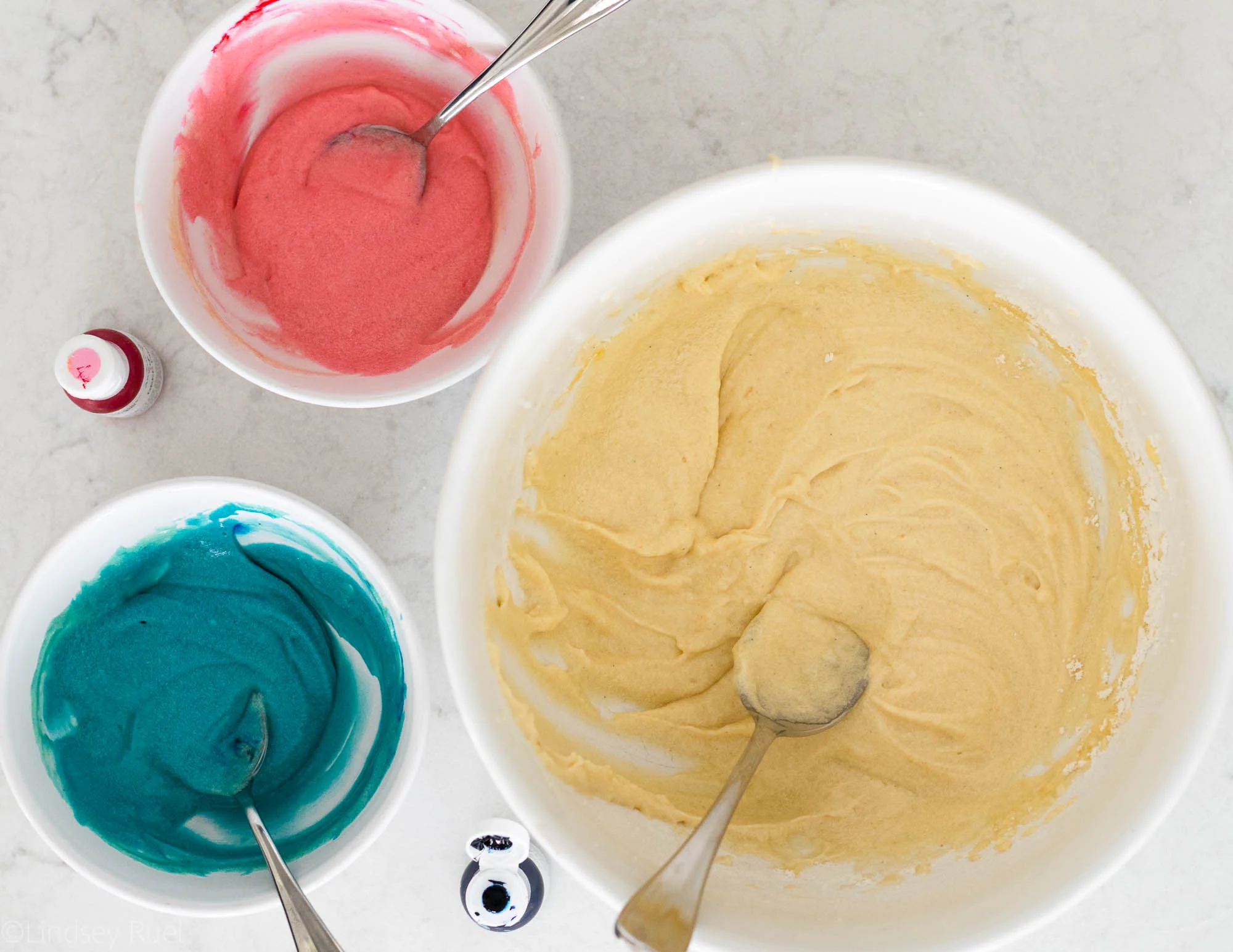 Gender-Reveal-Cupcakes-1.jpg