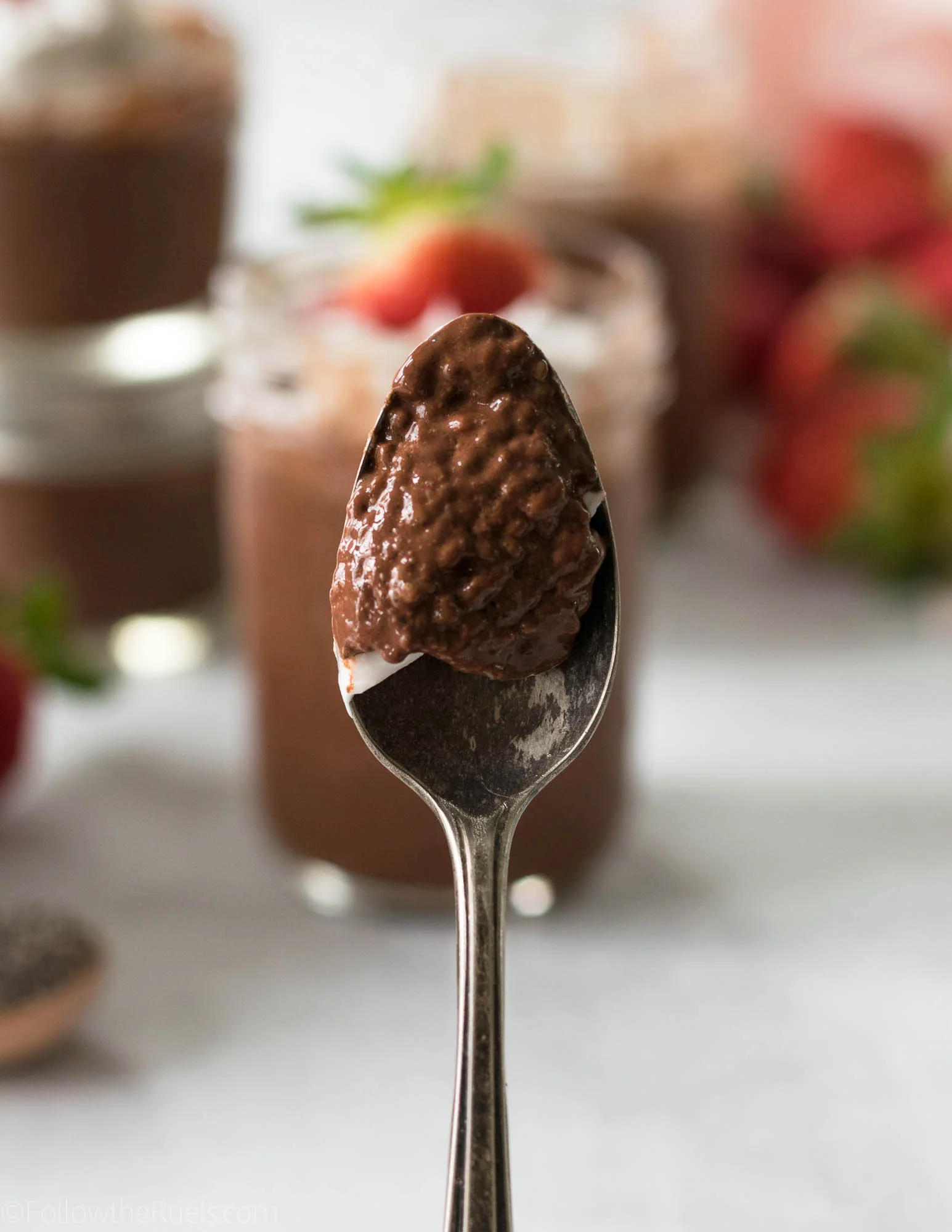 Chocolate-Chia-Pudding-12.jpg