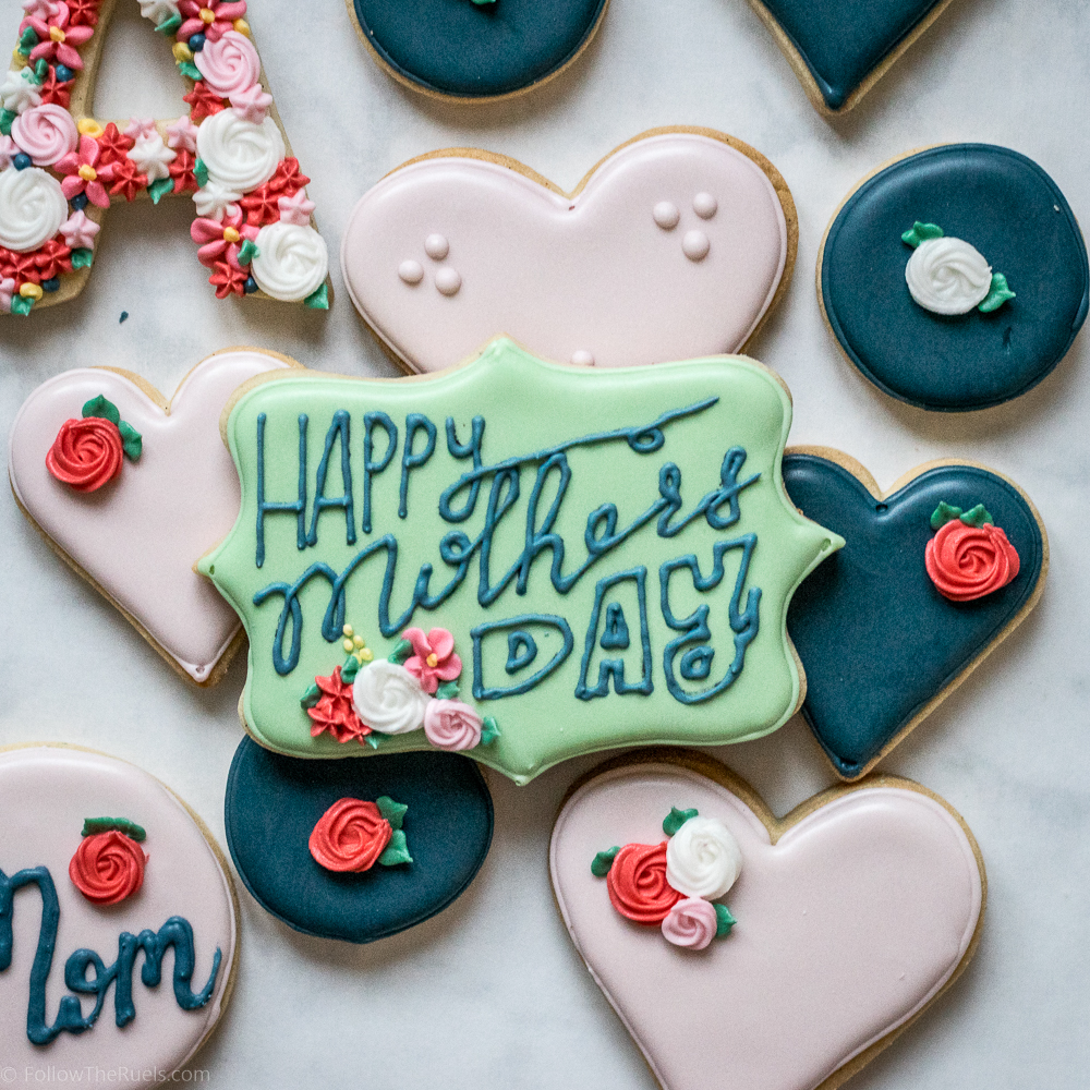 Piped Icing 101: Designer Cookies Using Edible Food Markers