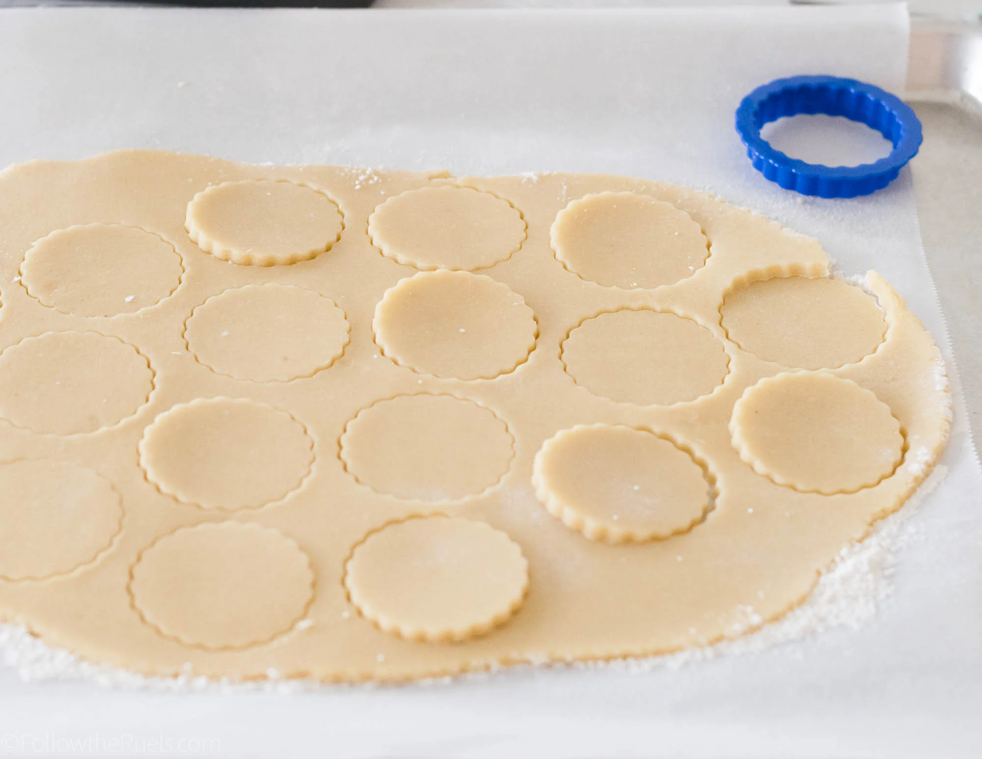 Nutella-Linzer-Cookies-3.jpg